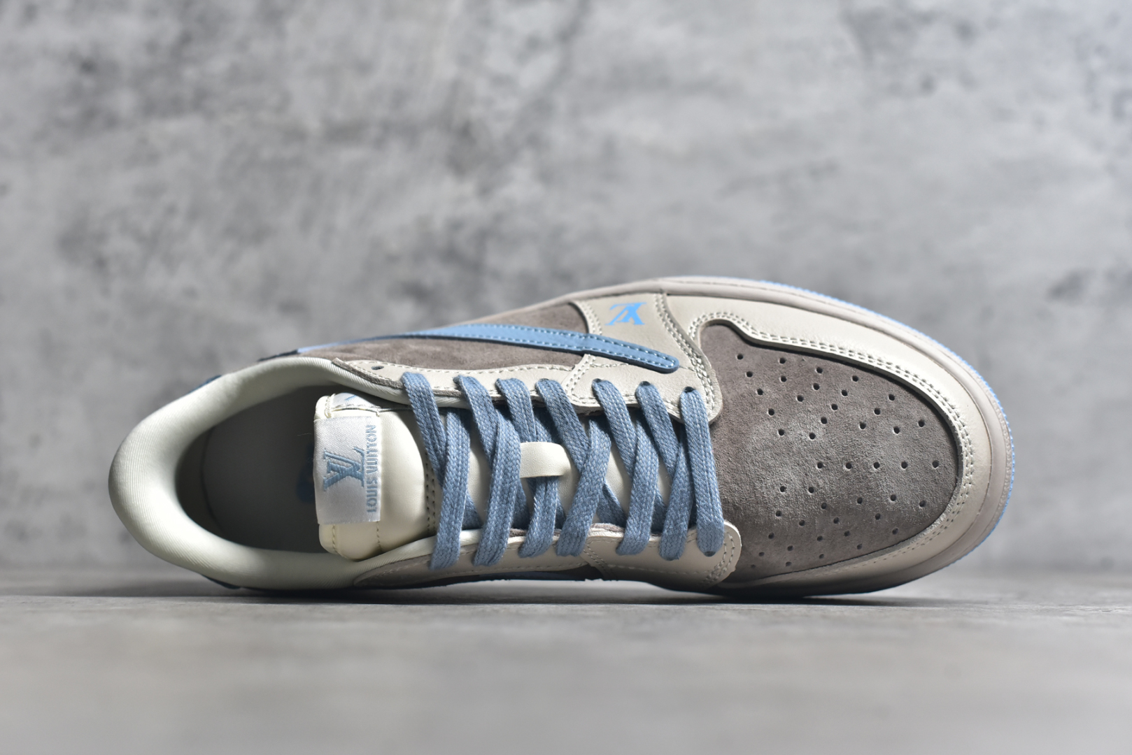 图片[4]-#乔丹Travis Scott x Fragment Design x Jordan Air Jordan 1 Low OG SP AJ1 乔1LV联名 蔚蓝猪八 低帮文化休闲板鞋 尺码：36 36.5 37.5 38 38.5 39 40 40.5 41 42 42.5 43 44 货号： LX1988-101-选品中心