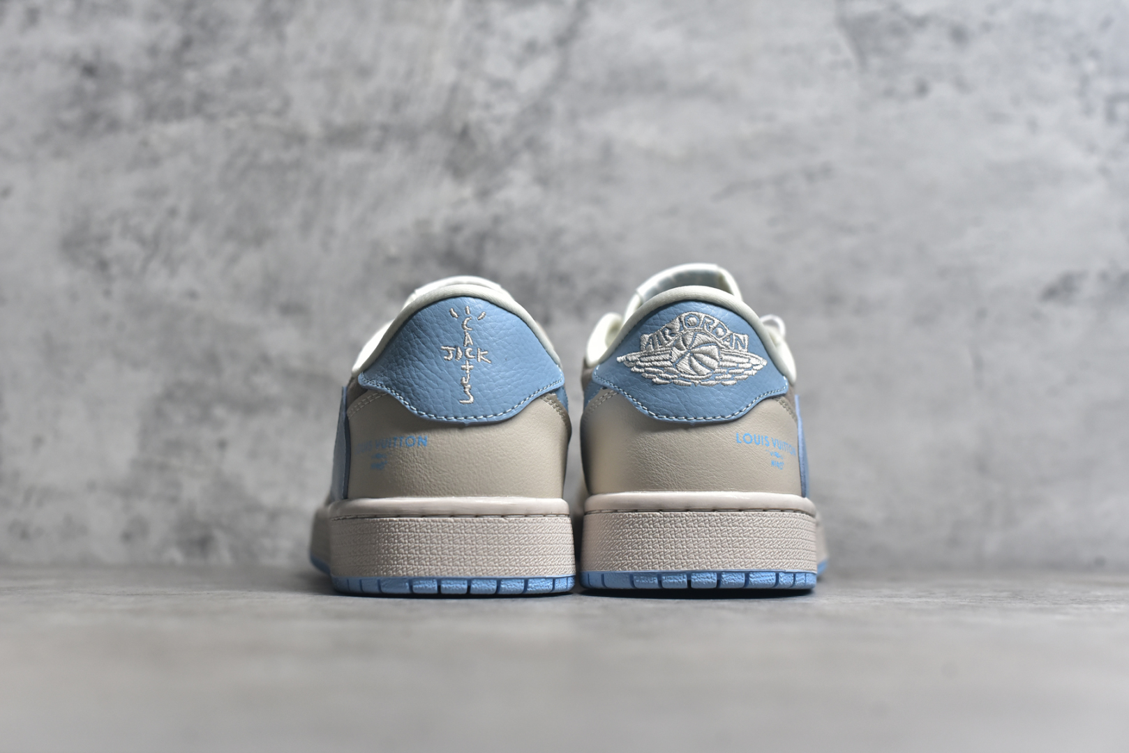 图片[5]-#乔丹Travis Scott x Fragment Design x Jordan Air Jordan 1 Low OG SP AJ1 乔1LV联名 蔚蓝猪八 低帮文化休闲板鞋 尺码：36 36.5 37.5 38 38.5 39 40 40.5 41 42 42.5 43 44 货号： LX1988-101-选品中心