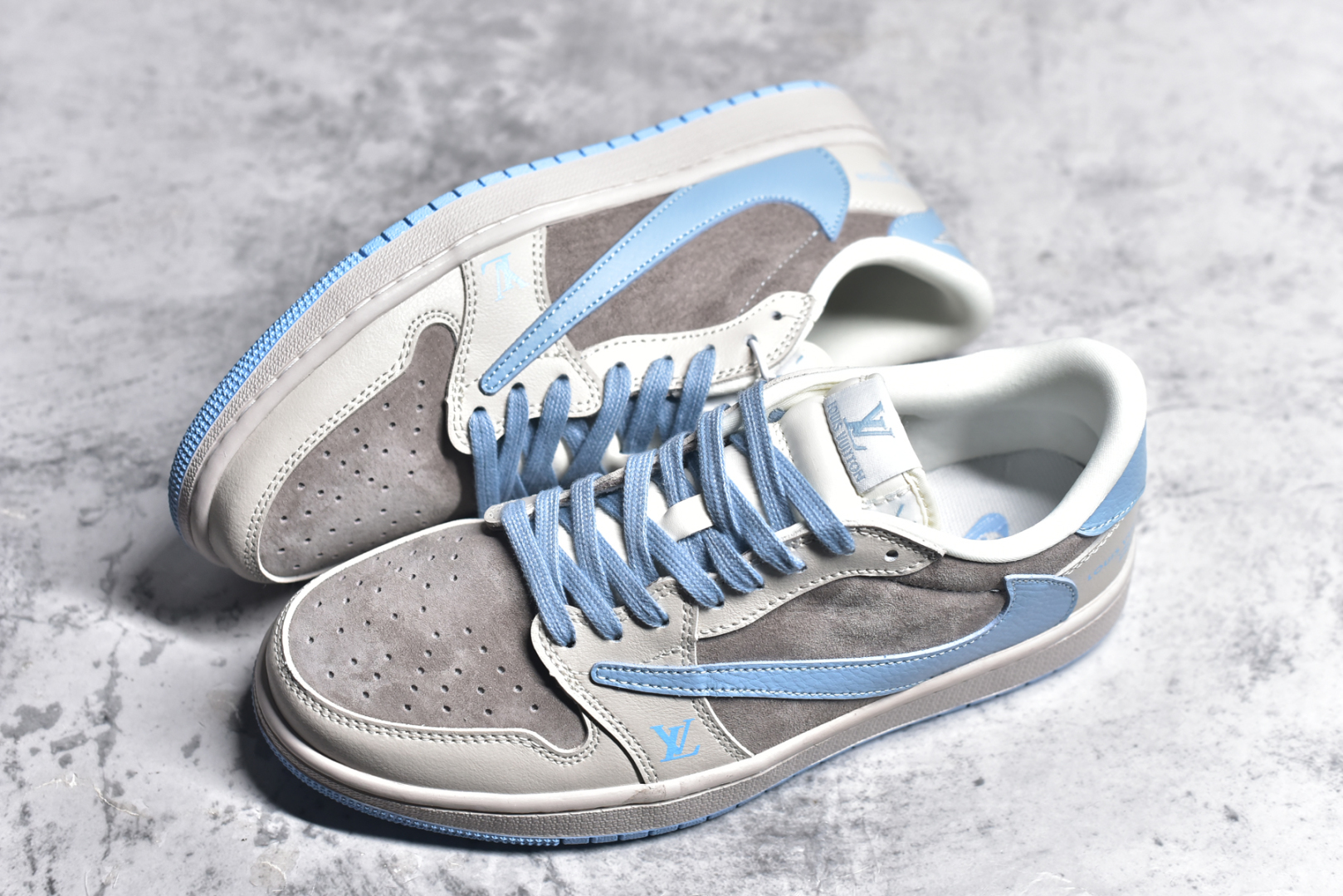 图片[7]-#乔丹Travis Scott x Fragment Design x Jordan Air Jordan 1 Low OG SP AJ1 乔1LV联名 蔚蓝猪八 低帮文化休闲板鞋 尺码：36 36.5 37.5 38 38.5 39 40 40.5 41 42 42.5 43 44 货号： LX1988-101-选品中心