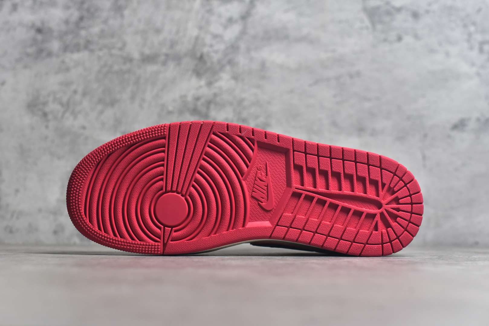 图片[6]-#Air Jordan 1 Low AJ1 白蓝黄 低帮 头层皮打造 原鞋原档案开发 原厂皮料 原档冲孔鞋头 原厂织唛标 鞋舌高弹海绵填充 货号：HV4511 133 尺码： 36 36.5 37.5 38 38.5 39 40 40.5 41 42 42.5 43 44 45 46-选品中心