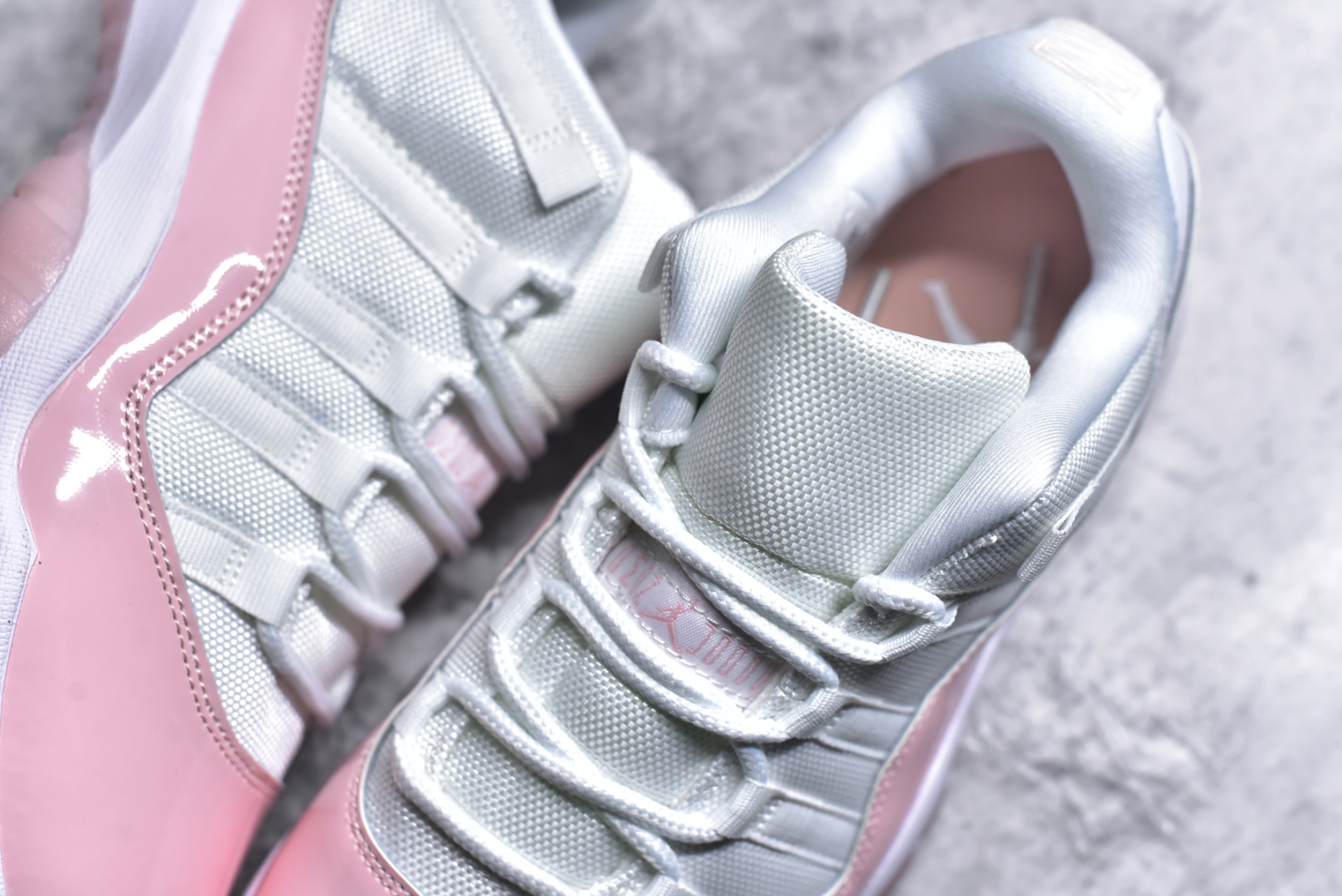 图片[9]-#Air Jordan 11 retro Low “Legend Pink” 白度粉色低帮 最高工艺复刻 原装无色差修正 #原楦原纸板开发 纯正十一代版型 #原底真实气垫 回弹反馈充足 完美鞋楦打造 市面最高工艺 货号： AH7860 160CF 尺码：36 36.5 37.5 38 38.5 39 40 40.5 41 42 42.5 43 44-选品中心