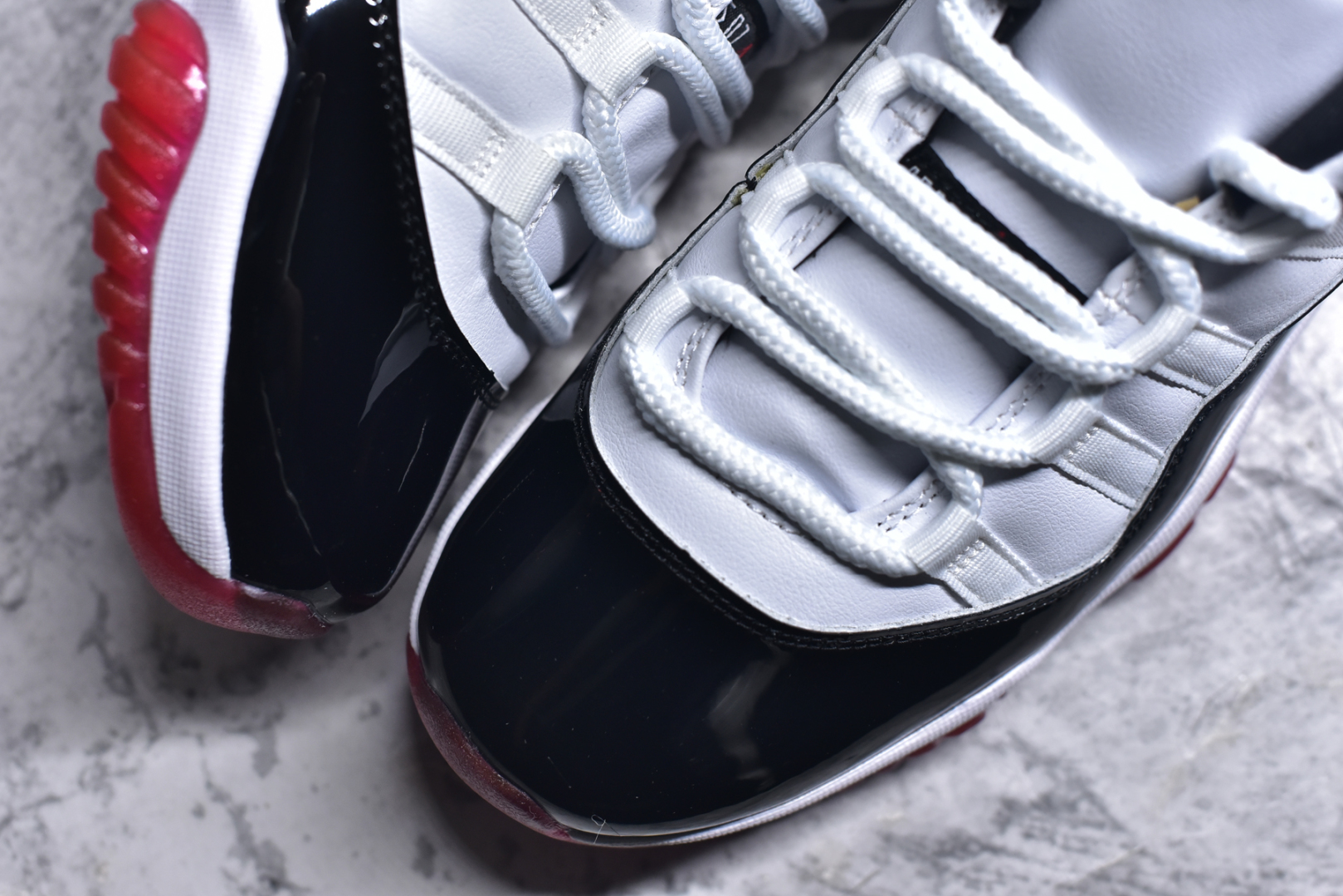 图片[8]-#Air Jordan 11 Low \”Concord Bred\” AJ11 康扣黑红 原装碳板 采购原装碳纤 原纸板开发 上脚极致充正 限定原盒 纯原质感 进口头层皮料 中底拉帮线 整体清洁度等各方面细节完全一致 碾压市面诸多嘴炮\”纯原\” 请自觉区分市场错误版本👏 货号： AV2187 160LF 尺码：40 41 42 42.5 43 44 44.5 46-选品中心