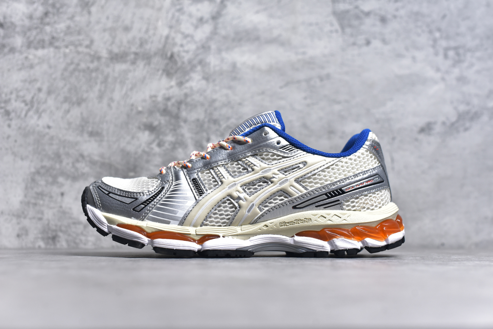 #KITH x Asics Gel Kayano 12.1\”Cream/Pure Aqua\”亚瑟士卡亚诺12.1代系列低帮轻量缓震休闲运动跑步鞋 采用环保太空合成革配合透气网眼布鞋面材质 中底3D可视GEL缓震胶效果 升级EVA全新缓震中底部位科技组合耐磨橡胶外底片 尺码：36 37 37.5 38 39 39.5 40.5 41.5 42 42.5 43.5 44 44.5 45-选品中心