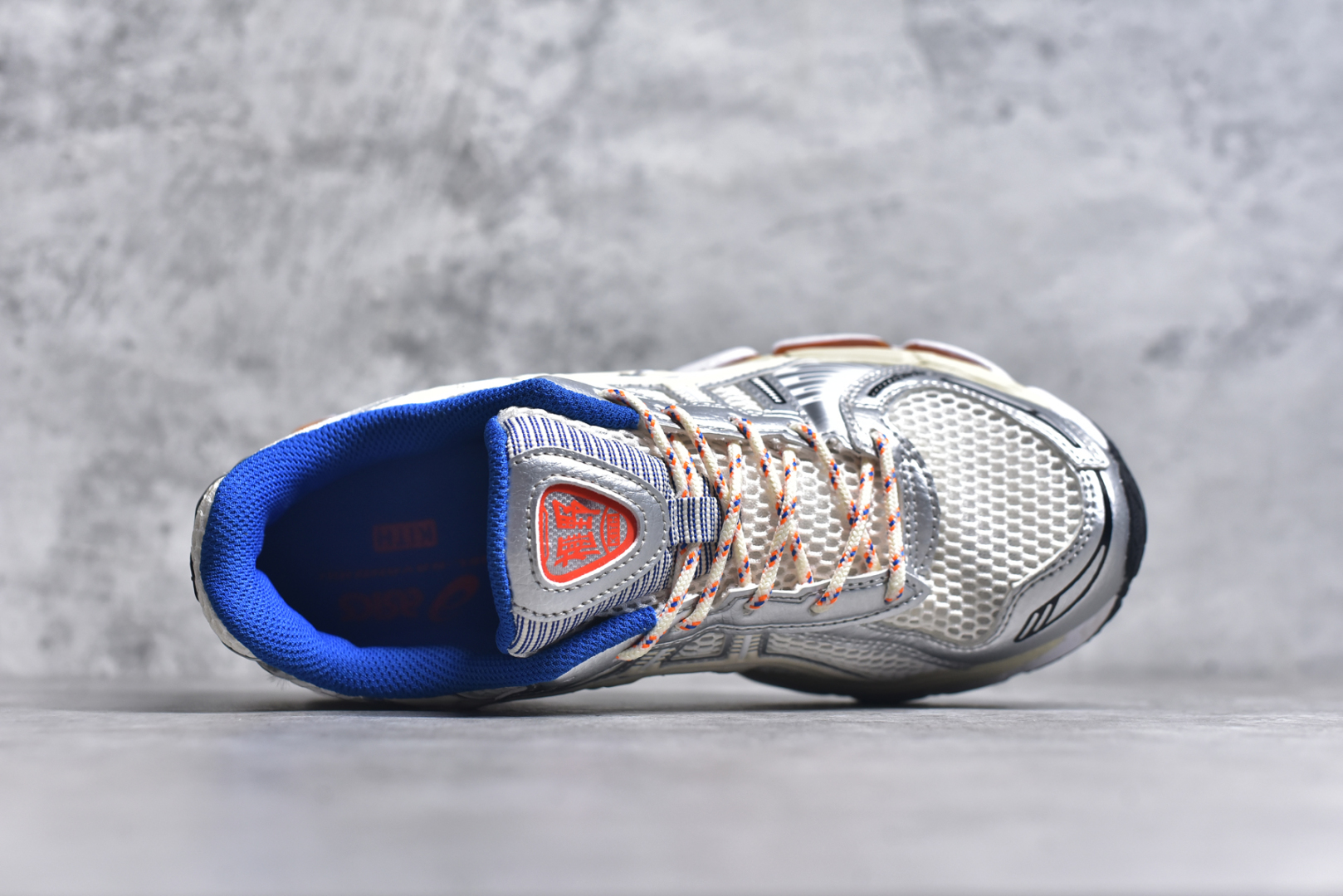 图片[4]-#KITH x Asics Gel Kayano 12.1\”Cream/Pure Aqua\”亚瑟士卡亚诺12.1代系列低帮轻量缓震休闲运动跑步鞋 采用环保太空合成革配合透气网眼布鞋面材质 中底3D可视GEL缓震胶效果 升级EVA全新缓震中底部位科技组合耐磨橡胶外底片 尺码：36 37 37.5 38 39 39.5 40.5 41.5 42 42.5 43.5 44 44.5 45-选品中心