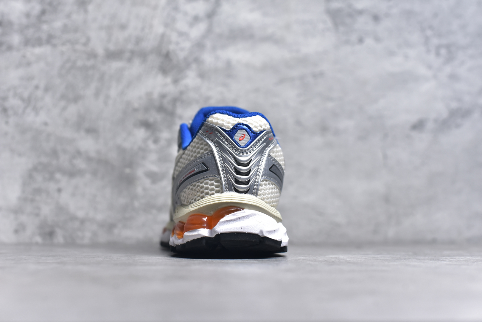 图片[5]-#KITH x Asics Gel Kayano 12.1\”Cream/Pure Aqua\”亚瑟士卡亚诺12.1代系列低帮轻量缓震休闲运动跑步鞋 采用环保太空合成革配合透气网眼布鞋面材质 中底3D可视GEL缓震胶效果 升级EVA全新缓震中底部位科技组合耐磨橡胶外底片 尺码：36 37 37.5 38 39 39.5 40.5 41.5 42 42.5 43.5 44 44.5 45-选品中心