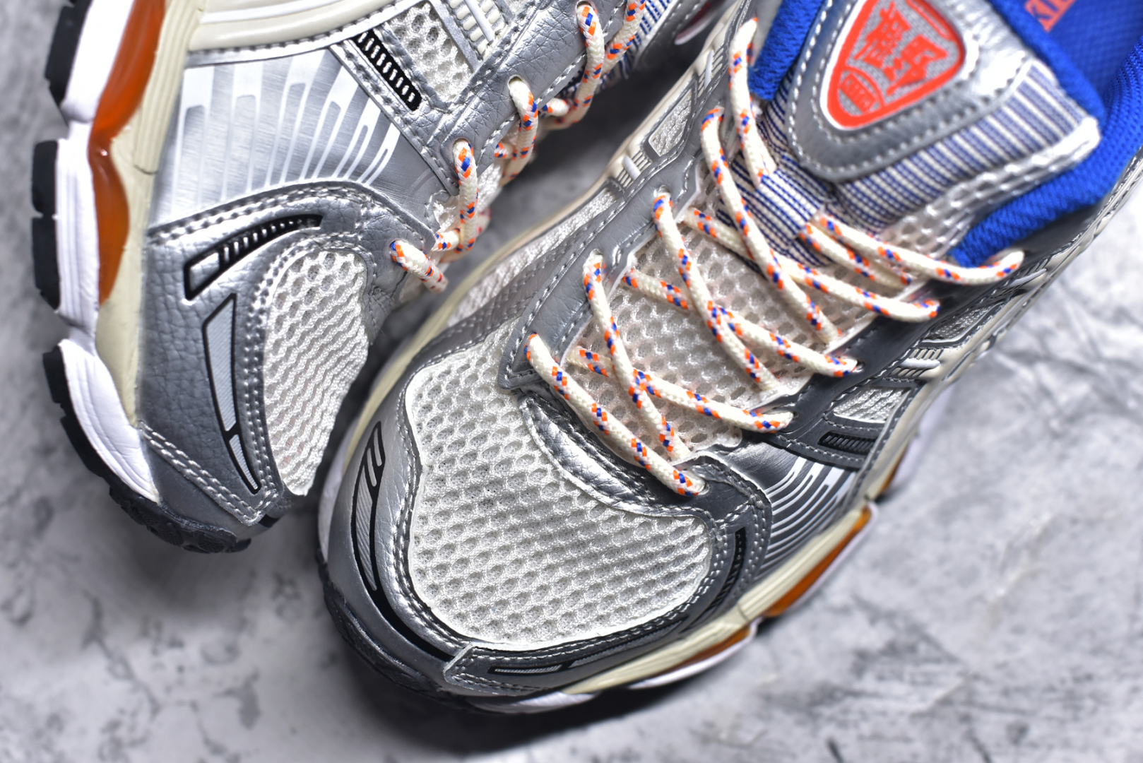 图片[8]-#KITH x Asics Gel Kayano 12.1\”Cream/Pure Aqua\”亚瑟士卡亚诺12.1代系列低帮轻量缓震休闲运动跑步鞋 采用环保太空合成革配合透气网眼布鞋面材质 中底3D可视GEL缓震胶效果 升级EVA全新缓震中底部位科技组合耐磨橡胶外底片 尺码：36 37 37.5 38 39 39.5 40.5 41.5 42 42.5 43.5 44 44.5 45-选品中心