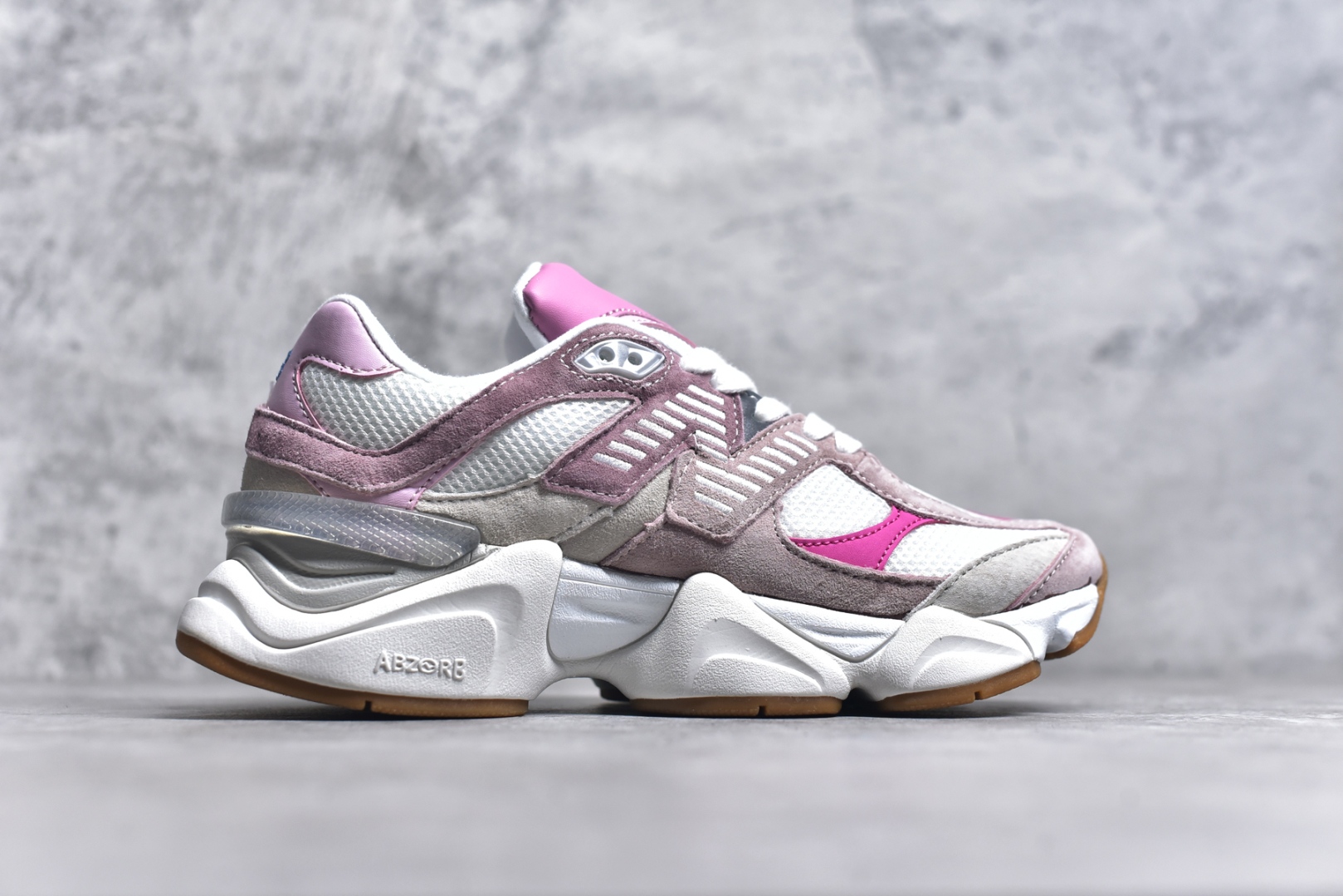 图片[3]-#NB 新百伦 New Balance NB9060小象蹄男女款9060舒适百搭老爹鞋。全新 9060 款式将经典风格与现代设计融合到日常多功能性中。 9060 重新诠释了源自经典 99X 型号的熟悉元素，其灵感来自于 Y2K 时代的未来主义和美学。 鞋面在990 的基础中进行了扩展和使用，以提供可见的运动感，中底采用 ABZORB 和 SBS 熟悉的缓震平台以提供舒适感。 类型：男女鞋 尺码：36-45含半码-选品中心