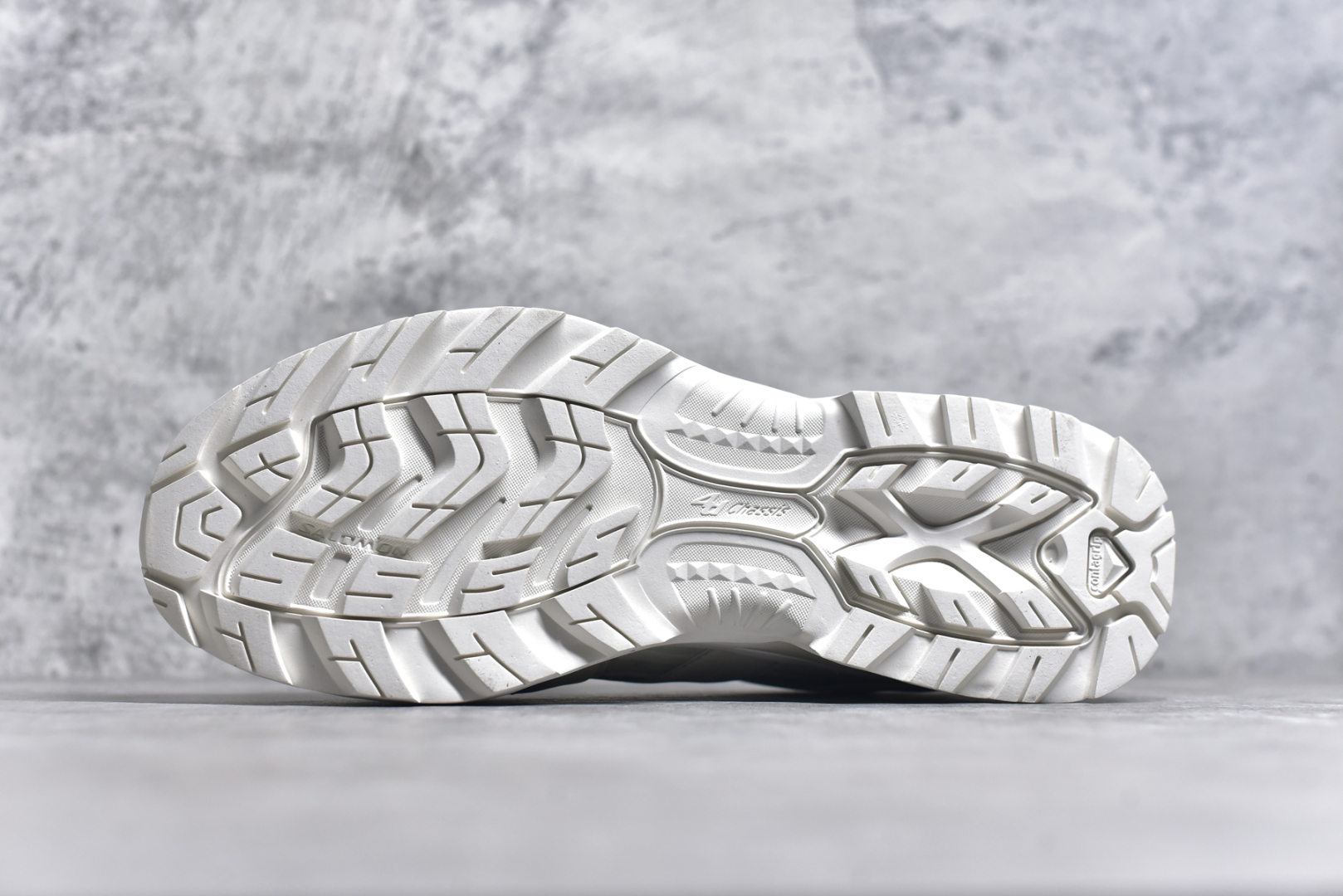 图片[6]-#Salomon XT-QUEST ADV 萨洛蒙潮流越野机能户外功能鞋 纯原外贸平台特供订单 耗时半年巨作 全套原纸板楦头开发 原厂特供网布配套加持 确保原汁原味 完美呈现版型 原档数据独家私模五层组合大底 男女鞋同步官方开发至46.5 原装Ortholite轻量化鞋垫 中底布带钢印编号 原厂TPU锁扣 进口港宝加持 后跟自然饱满 还原公司包裹性 基于 SALOMON 初代 XT 鞋身造型并搭载 4D ADVANCED CHASSIS™ 大底打造而成 为这款 XT-QUEST 带来了多项足部控制与保护等功能性 如在运动过程中控制左右晃动的过程而提高稳定性、改善长途越野过程中足中到足尖的过渡、提高感知岩石的精确度以抵抗尖锐物体对脚底的伤害以及采用动态缓冲来增强穿着舒适感 从而减轻疲劳感 使 XT-QUEST 成为一双舒适且安全的户外之履 尺码：36 36.5 37.5 38 38.5 39 40 40.5 41 42 42.5 43 44 44.5 45 46 46.5 50-选品中心