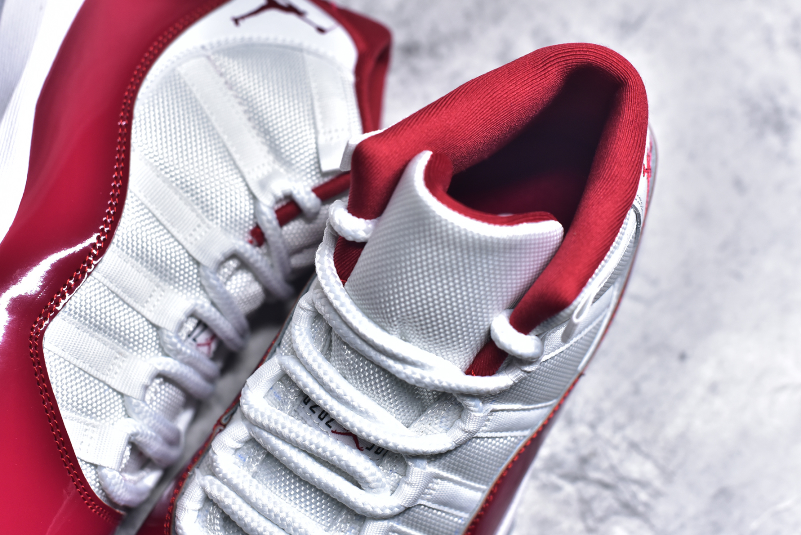 图片[9]-#Air Jordan 11 Retro 💯外贸平台独立订单 大厂出品 原楦原档案数据开模打造 原厂中底拉帮钢印 原厂漆皮 防冻不开裂 头层皮料 原装鞋撑 水晶大底正确色度色泽 原楦原数据刺绣 原厂车缝走线及对位 毫厘不差 飞人logo采用原数据电脑刺绣 原装正品碳纤维真实碳板 增强抗扭 原内标 原盒标 正确官方原盒 原厂防氧化水晶外底 原厂配套厂全掌solo气垫 尺码：36-47.5-选品中心