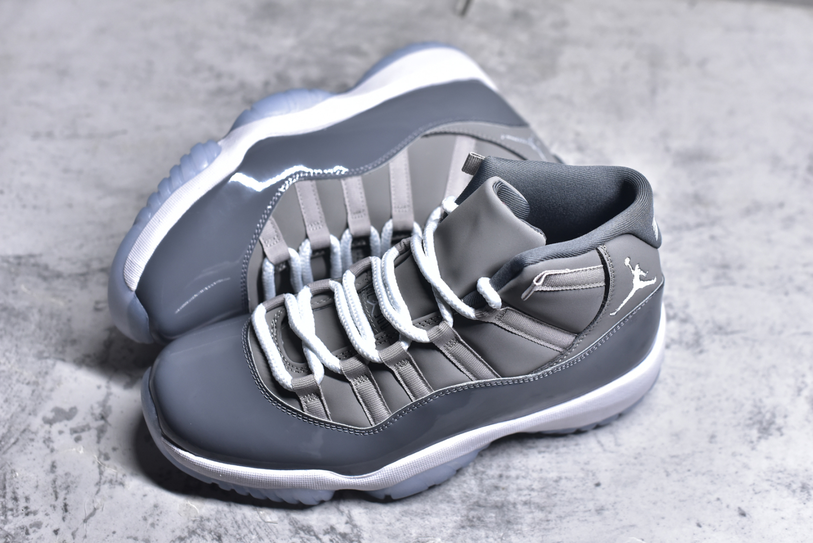 图片[7]-#Air Jordan 11 Retro 💯外贸平台独立订单 大厂出品 原楦原档案数据开模打造 原厂中底拉帮钢印 原厂漆皮 防冻不开裂 头层皮料 原装鞋撑 水晶大底正确色度色泽 原楦原数据刺绣 原厂车缝走线及对位 毫厘不差 飞人logo采用原数据电脑刺绣 原装正品碳纤维真实碳板 增强抗扭 原内标 原盒标 正确官方原盒 原厂防氧化水晶外底 原厂配套厂全掌solo气垫 尺码：36-47.5-选品中心