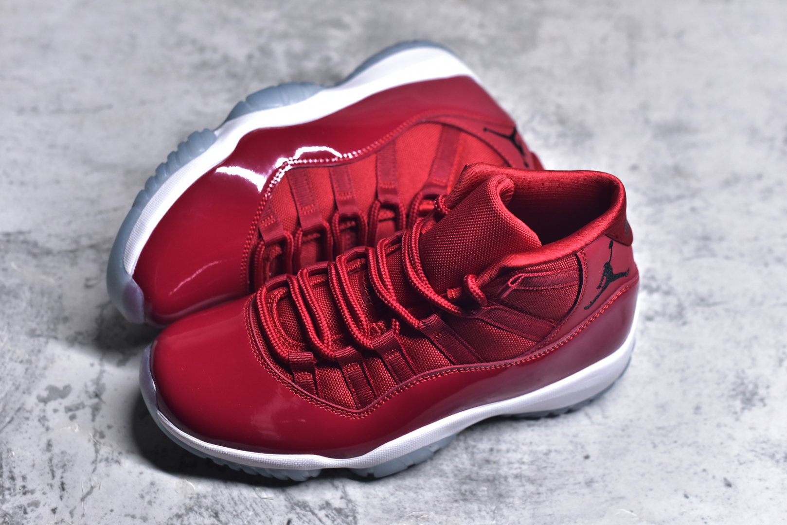 图片[7]-#Air Jordan 11 Retro 💯外贸平台独立订单 大厂出品 原楦原档案数据开模打造 原厂中底拉帮钢印 原厂漆皮 防冻不开裂 头层皮料 原装鞋撑 水晶大底正确色度色泽 原楦原数据刺绣 原厂车缝走线及对位 毫厘不差 飞人logo采用原数据电脑刺绣 原装正品碳纤维真实碳板 增强抗扭 原内标 原盒标 正确官方原盒 原厂防氧化水晶外底 原厂配套厂全掌solo气垫 尺码：36-47.5-选品中心
