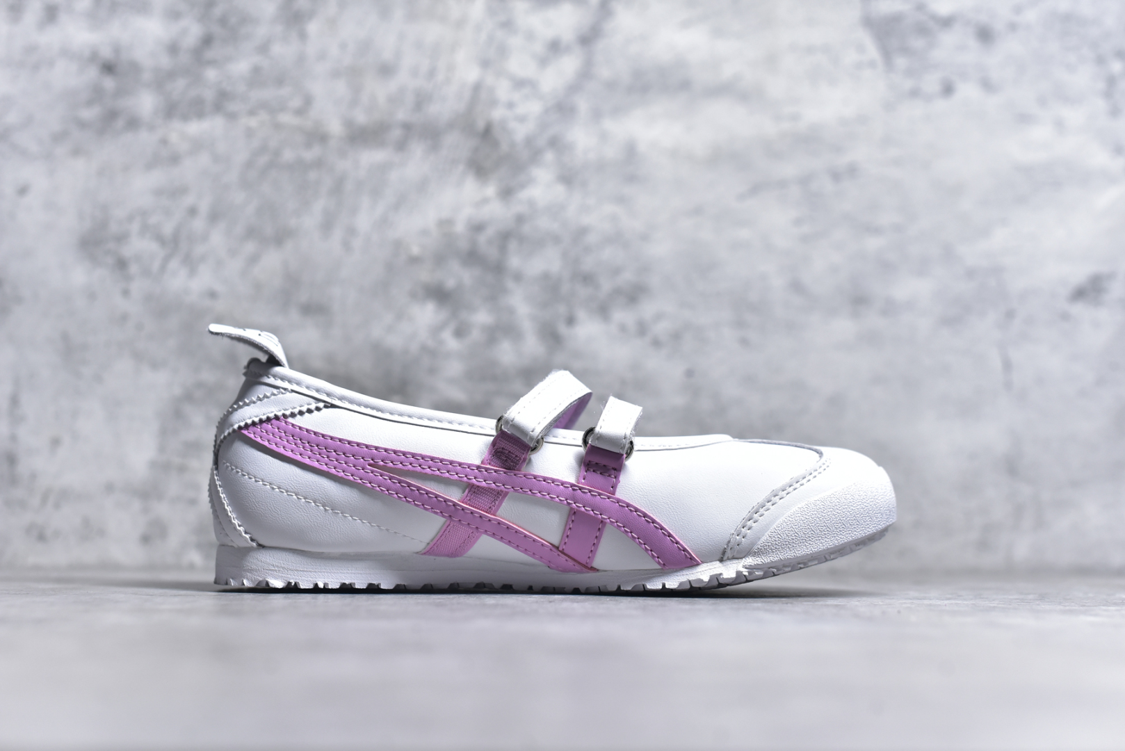 图片[3]-#Patou x Onitsuka Tiger鬼塚虎 MEXICO 66 BALLERINA BLACK/WHITE 平跟 玛丽珍 白粉色 货号：1183C379-101 尺码：36 37 37.5 38 39 40 40.5 41 41.5 42 42.5 43.5 44-选品中心