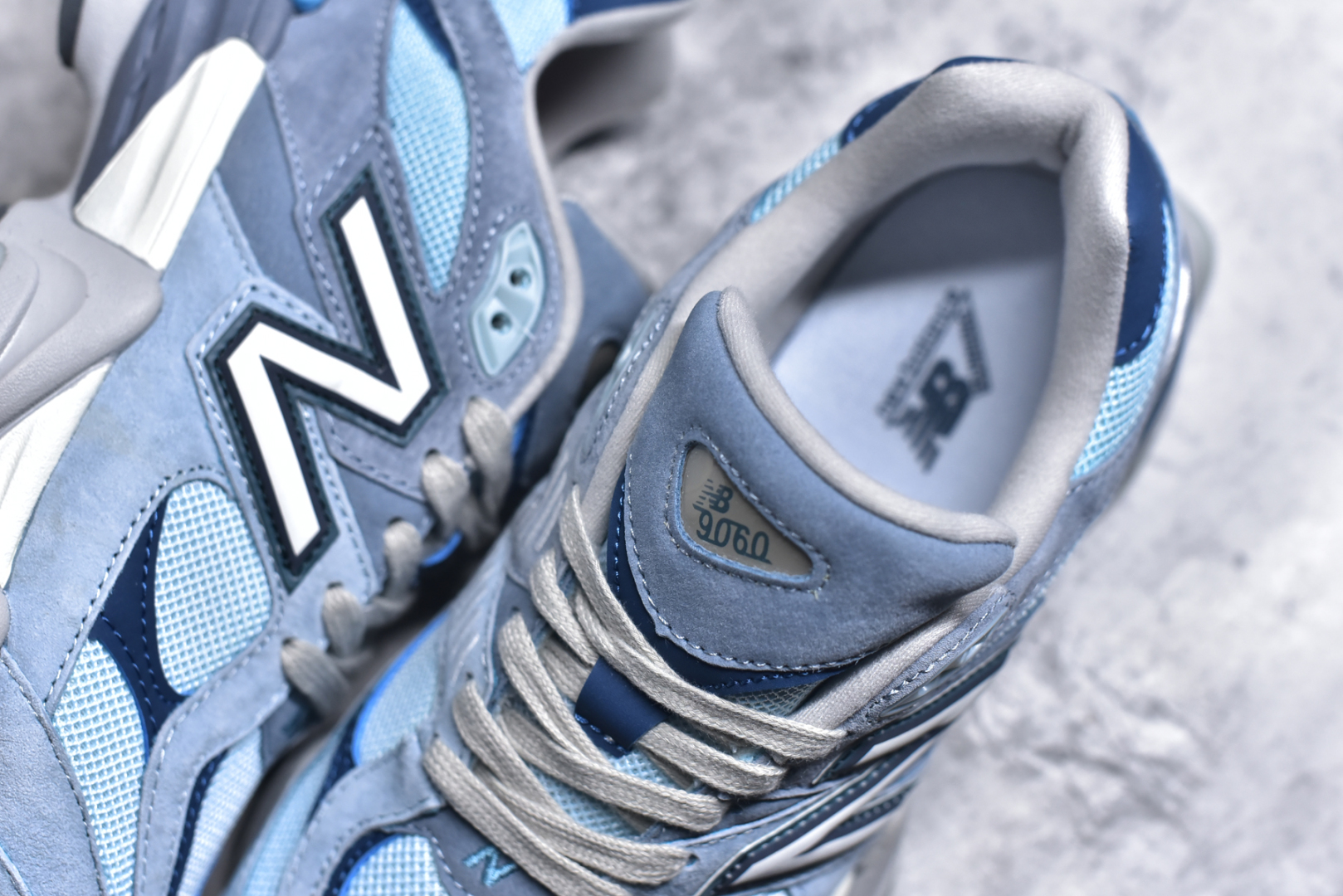 图片[9]-#NB 新百伦 New Balance NB9060小象蹄男女款9060舒适百搭老爹鞋。全新 9060 款式将经典风格与现代设计融合到日常多功能性中。 9060 重新诠释了源自经典 99X 型号的熟悉元素，其灵感来自于 Y2K 时代的未来主义和美学。 鞋面在990 的基础中进行了扩展和使用，以提供可见的运动感，中底采用 ABZORB 和 SBS 熟悉的缓震平台以提供舒适感。 类型：男女鞋 尺码：36-45含半码-选品中心