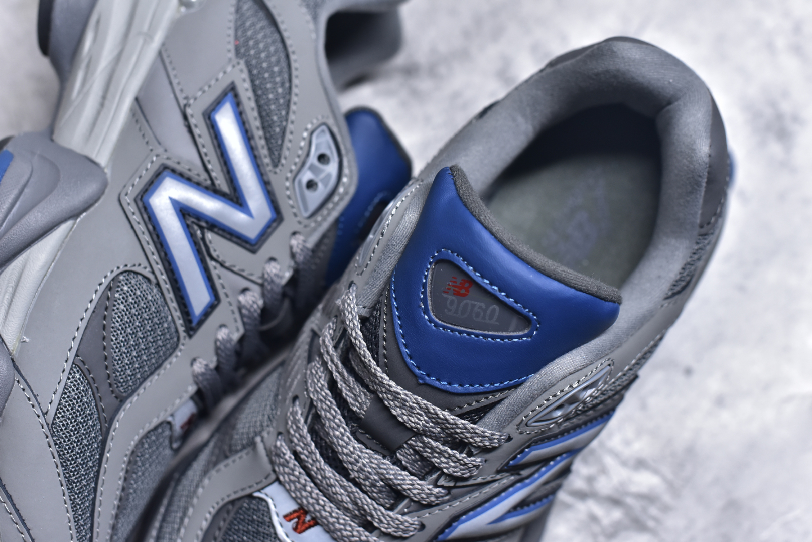 图片[9]-#NB 新百伦 New Balance NB9060小象蹄男女款9060舒适百搭老爹鞋。全新 9060 款式将经典风格与现代设计融合到日常多功能性中。 9060 重新诠释了源自经典 99X 型号的熟悉元素，其灵感来自于 Y2K 时代的未来主义和美学。 鞋面在990 的基础中进行了扩展和使用，以提供可见的运动感，中底采用 ABZORB 和 SBS 熟悉的缓震平台以提供舒适感。 类型：男女鞋 尺码：36-45含半码-选品中心
