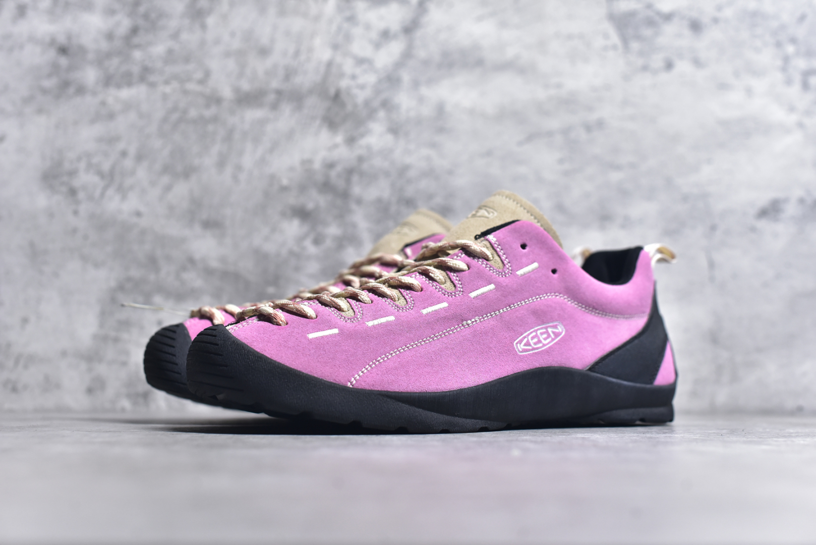 图片[2]-#Keen Jasper Rocks SP 美国人气户外品牌-科恩贾斯珀都市系列复古低帮系带户外风露营徒步登山运动训练鞋 原楦型开发纸版 采用固色翻毛皮鞋面材质 内嵌高密度EVA发泡缓震脚垫 外置一体式包裹防滑防剐蹭耐磨橡胶大底 向经典的90年代致敬 山系神级鞋履 尺码：35 36 37 38 39 40 41 42 43 44 45-选品中心