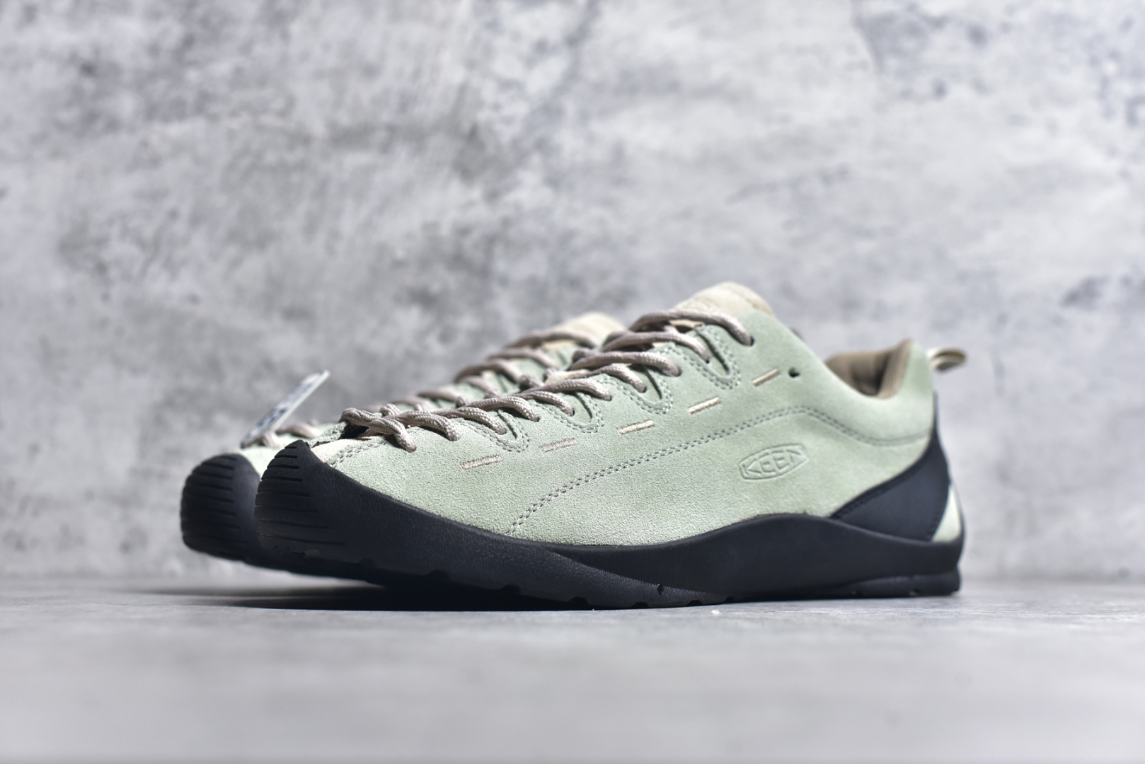 图片[2]-#Keen Jasper Rocks SP 美国人气户外品牌-科恩贾斯珀都市系列复古低帮系带户外风露营徒步登山运动训练鞋 原楦型开发纸版 采用固色翻毛皮鞋面材质 内嵌高密度EVA发泡缓震脚垫 外置一体式包裹防滑防剐蹭耐磨橡胶大底 向经典的90年代致敬 山系神级鞋履 尺码：35 36 37 38 39 40 41 42 43 44 45-选品中心