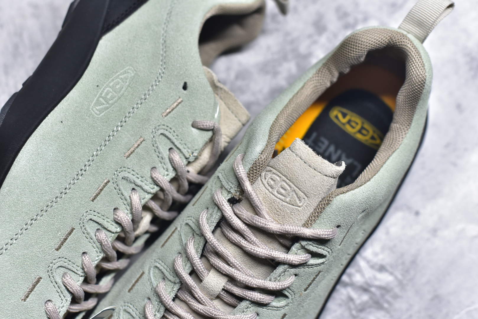 图片[9]-#Keen Jasper Rocks SP 美国人气户外品牌-科恩贾斯珀都市系列复古低帮系带户外风露营徒步登山运动训练鞋 原楦型开发纸版 采用固色翻毛皮鞋面材质 内嵌高密度EVA发泡缓震脚垫 外置一体式包裹防滑防剐蹭耐磨橡胶大底 向经典的90年代致敬 山系神级鞋履 尺码：35 36 37 38 39 40 41 42 43 44 45-选品中心