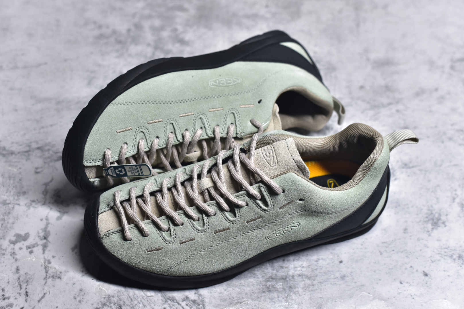 图片[7]-#Keen Jasper Rocks SP 美国人气户外品牌-科恩贾斯珀都市系列复古低帮系带户外风露营徒步登山运动训练鞋 原楦型开发纸版 采用固色翻毛皮鞋面材质 内嵌高密度EVA发泡缓震脚垫 外置一体式包裹防滑防剐蹭耐磨橡胶大底 向经典的90年代致敬 山系神级鞋履 尺码：35 36 37 38 39 40 41 42 43 44 45-选品中心