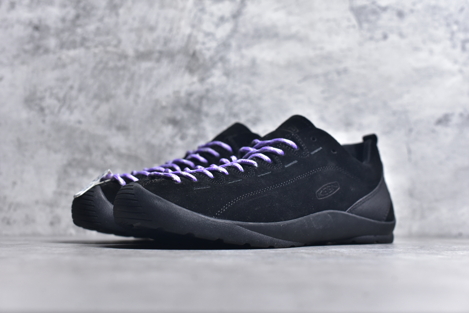 图片[2]-#Keen Jasper Rocks SP 美国人气户外品牌-科恩贾斯珀都市系列复古低帮系带户外风露营徒步登山运动训练鞋 原楦型开发纸版 采用固色翻毛皮鞋面材质 内嵌高密度EVA发泡缓震脚垫 外置一体式包裹防滑防剐蹭耐磨橡胶大底 向经典的90年代致敬 山系神级鞋履 尺码：35 36 37 38 39 40 41 42 43 44 45-选品中心