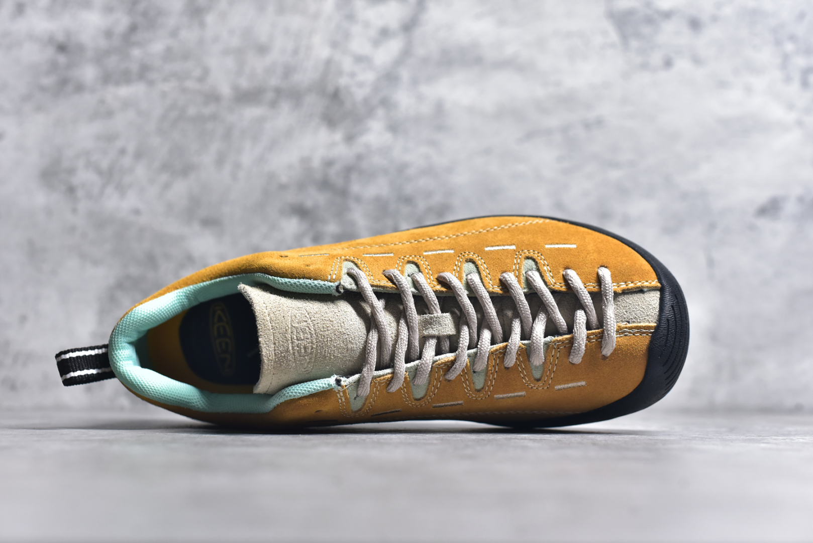 图片[4]-#Keen Jasper Rocks SP 美国人气户外品牌-科恩贾斯珀都市系列复古低帮系带户外风露营徒步登山运动训练鞋 原楦型开发纸版 采用固色翻毛皮鞋面材质 内嵌高密度EVA发泡缓震脚垫 外置一体式包裹防滑防剐蹭耐磨橡胶大底 向经典的90年代致敬 山系神级鞋履 尺码：35 36 37 38 39 40 41 42 43 44 45-选品中心