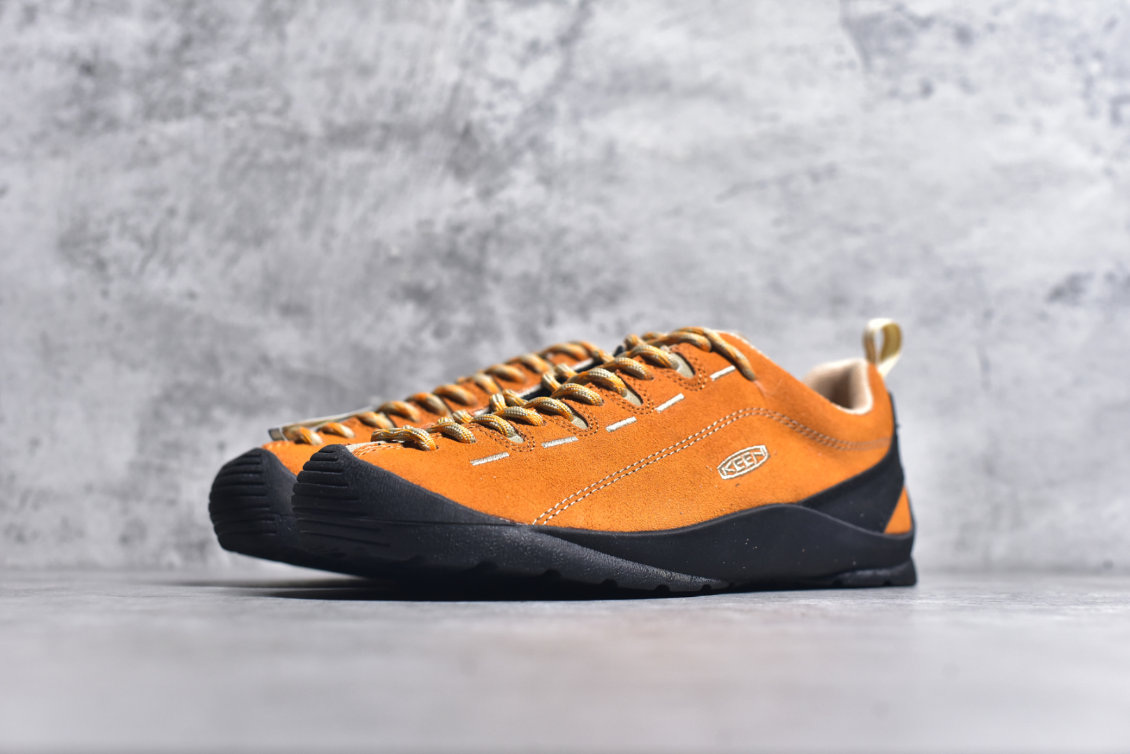 图片[2]-#Keen Jasper Rocks SP 美国人气户外品牌-科恩贾斯珀都市系列复古低帮系带户外风露营徒步登山运动训练鞋 原楦型开发纸版 采用固色翻毛皮鞋面材质 内嵌高密度EVA发泡缓震脚垫 外置一体式包裹防滑防剐蹭耐磨橡胶大底 向经典的90年代致敬 山系神级鞋履 尺码：35 36 37 38 39 40 41 42 43 44 45-选品中心