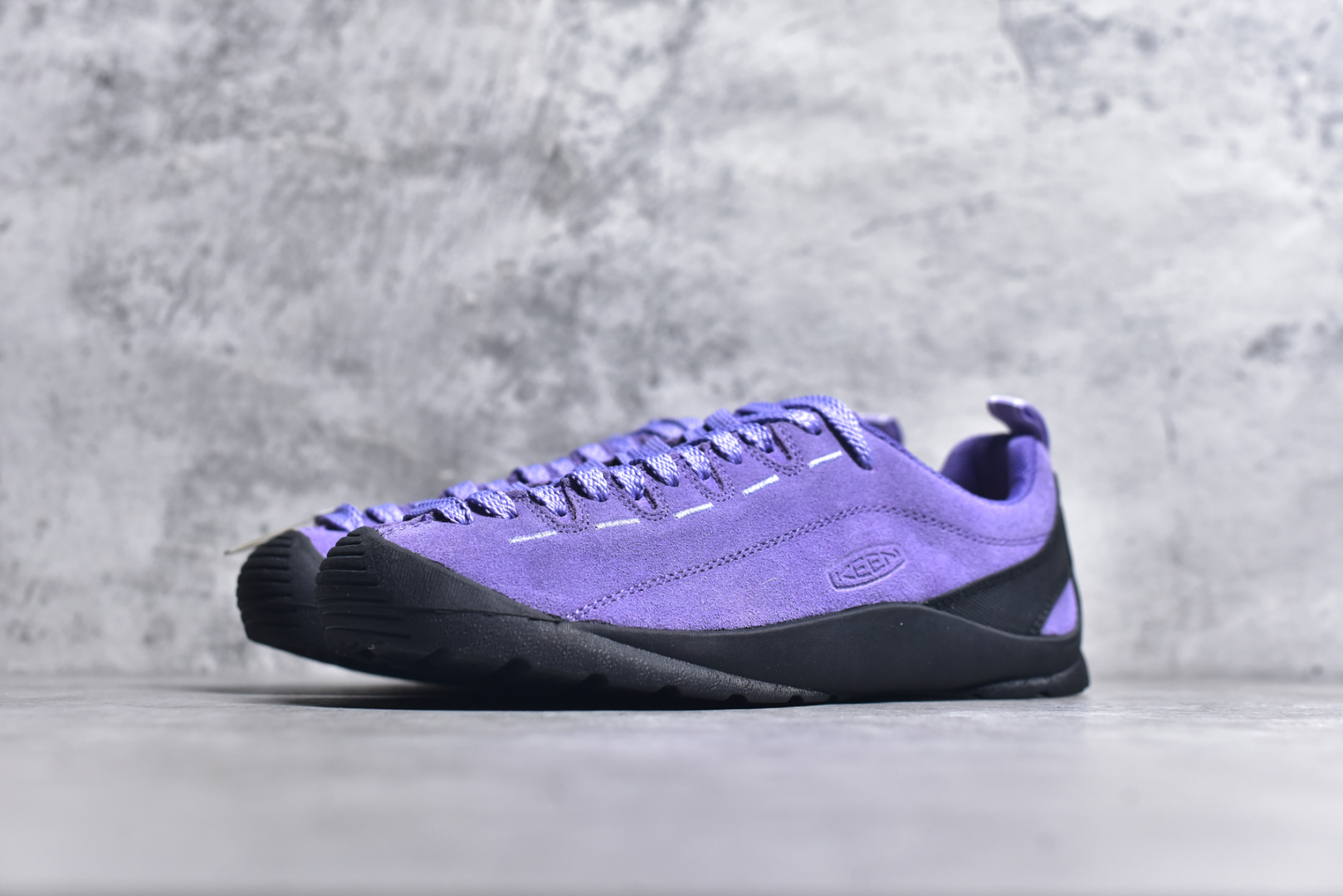 图片[2]-#Keen Jasper Rocks SP 美国人气户外品牌-科恩贾斯珀都市系列复古低帮系带户外风露营徒步登山运动训练鞋 原楦型开发纸版 采用固色翻毛皮鞋面材质 内嵌高密度EVA发泡缓震脚垫 外置一体式包裹防滑防剐蹭耐磨橡胶大底 向经典的90年代致敬 山系神级鞋履 尺码：35 36 37 38 39 40 41 42 43 44 45-选品中心