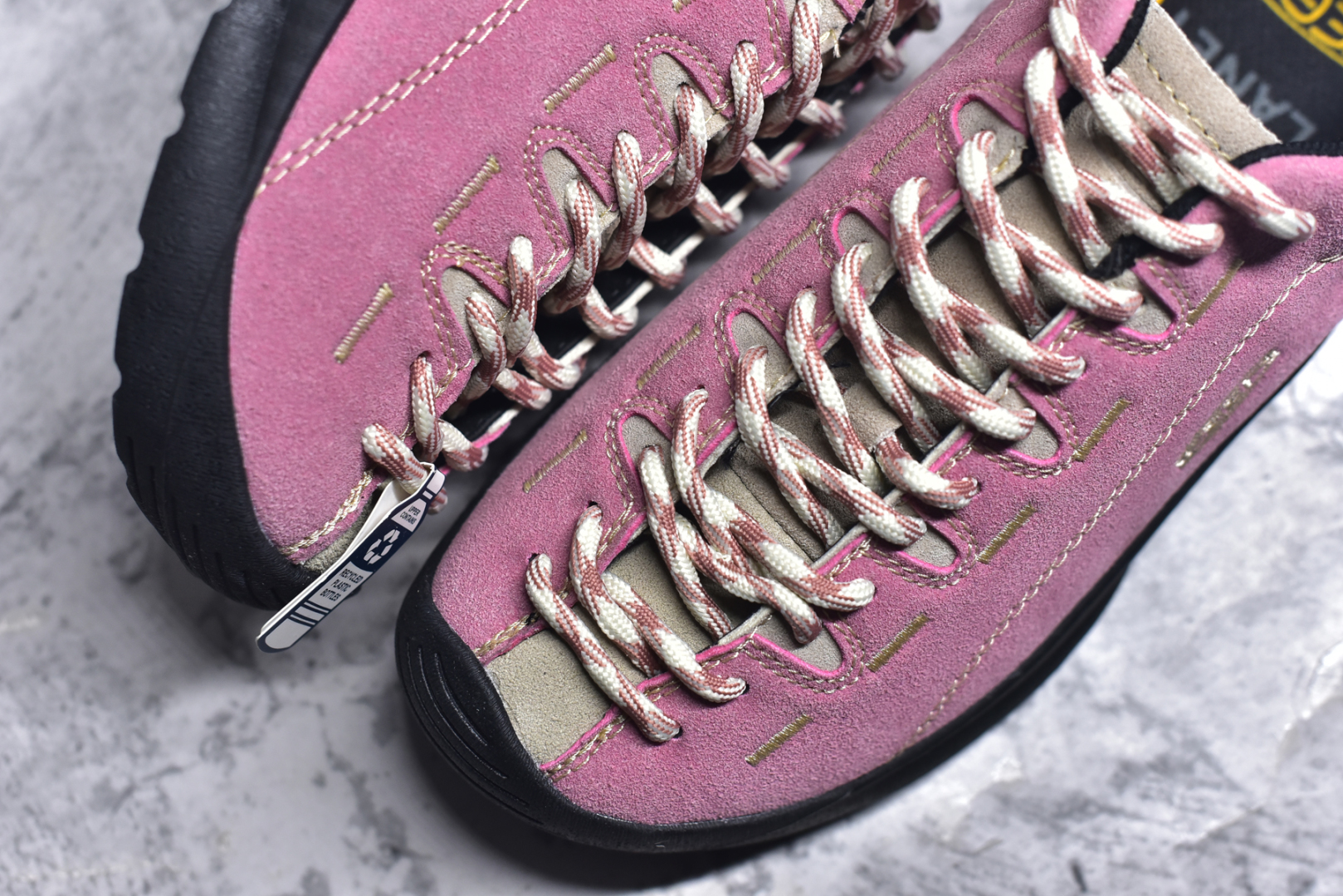 图片[8]-#Keen Jasper Rocks SP 美国人气户外品牌-科恩贾斯珀都市系列复古低帮系带户外风露营徒步登山运动训练鞋 原楦型开发纸版 采用固色翻毛皮鞋面材质 内嵌高密度EVA发泡缓震脚垫 外置一体式包裹防滑防剐蹭耐磨橡胶大底 向经典的90年代致敬 山系神级鞋履 尺码：35 36 37 38 39 40 41 42 43 44 45-选品中心