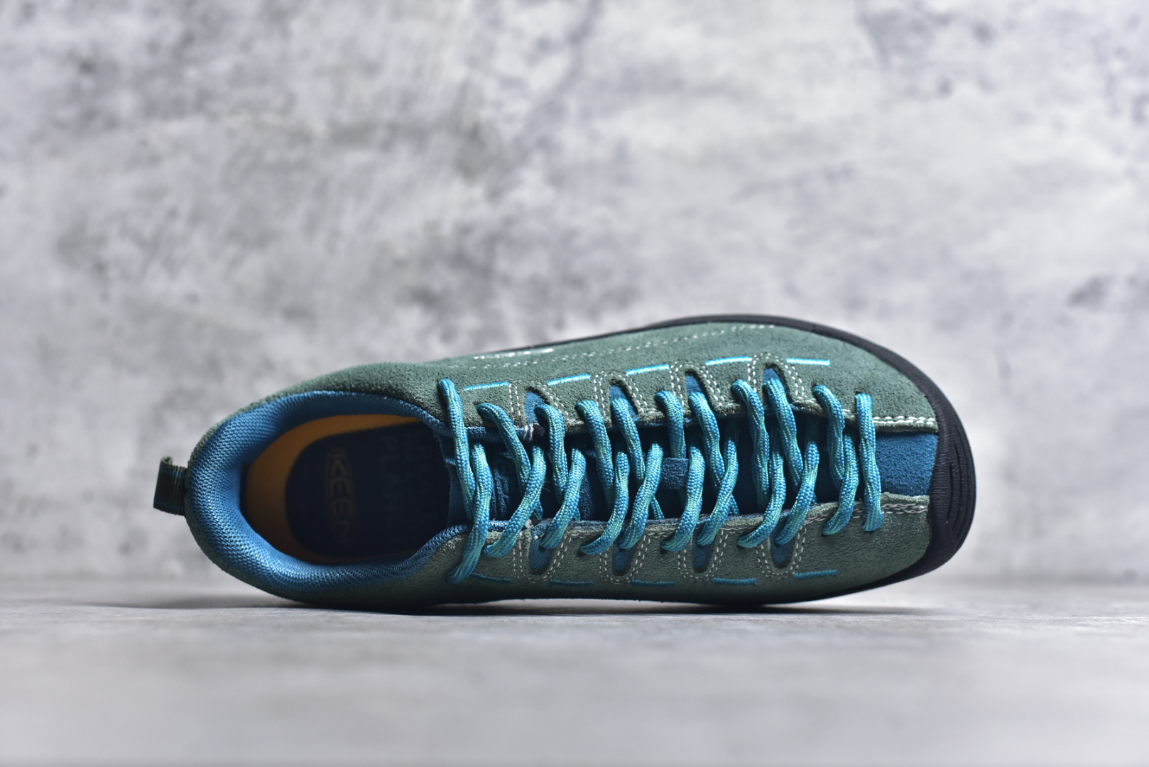 图片[4]-#Keen Jasper Rocks SP 美国人气户外品牌-科恩贾斯珀都市系列复古低帮系带户外风露营徒步登山运动训练鞋 原楦型开发纸版 采用固色翻毛皮鞋面材质 内嵌高密度EVA发泡缓震脚垫 外置一体式包裹防滑防剐蹭耐磨橡胶大底 向经典的90年代致敬 山系神级鞋履 尺码：35 36 37 38 39 40 41 42 43 44 45-选品中心