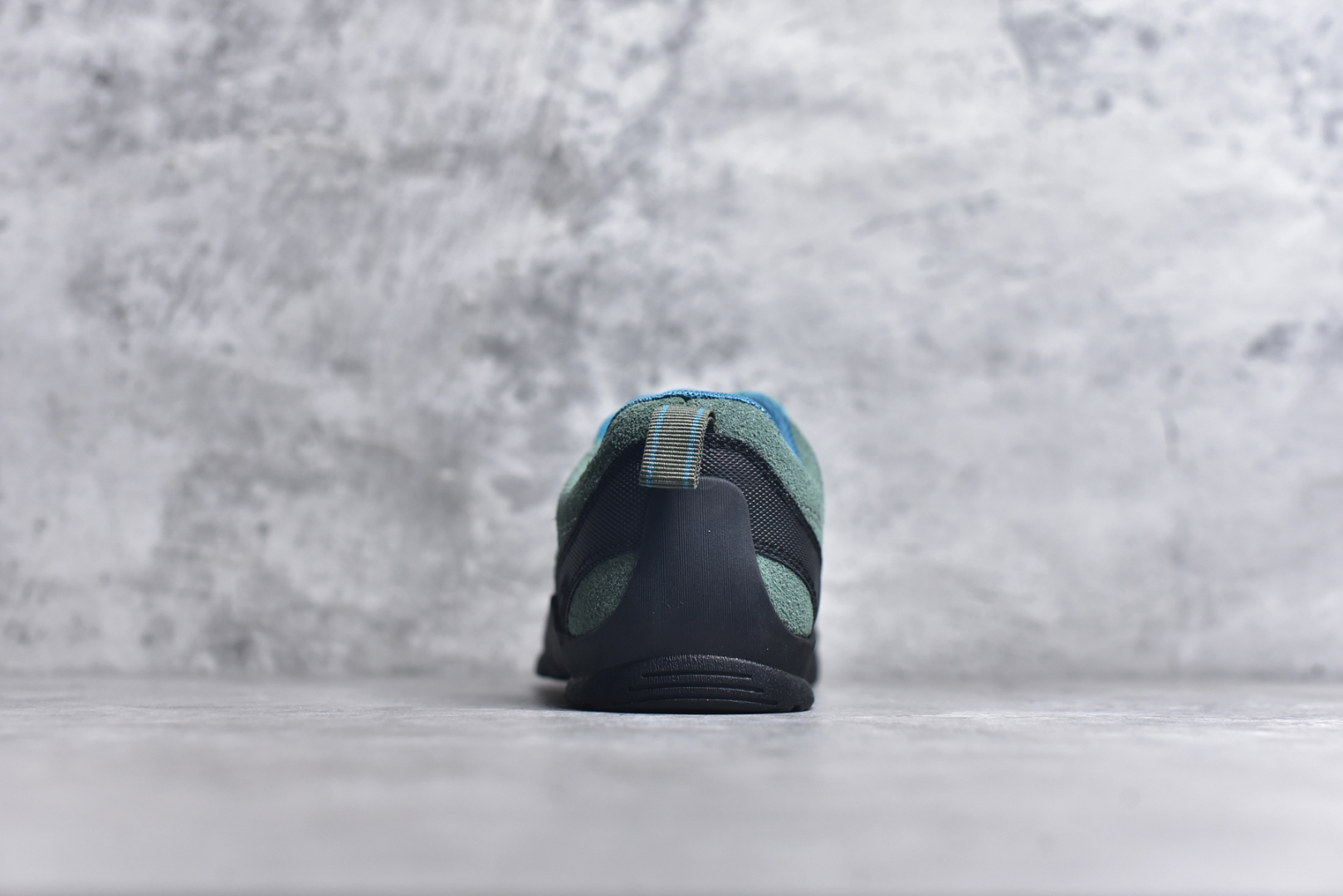 图片[5]-#Keen Jasper Rocks SP 美国人气户外品牌-科恩贾斯珀都市系列复古低帮系带户外风露营徒步登山运动训练鞋 原楦型开发纸版 采用固色翻毛皮鞋面材质 内嵌高密度EVA发泡缓震脚垫 外置一体式包裹防滑防剐蹭耐磨橡胶大底 向经典的90年代致敬 山系神级鞋履 尺码：35 36 37 38 39 40 41 42 43 44 45-选品中心