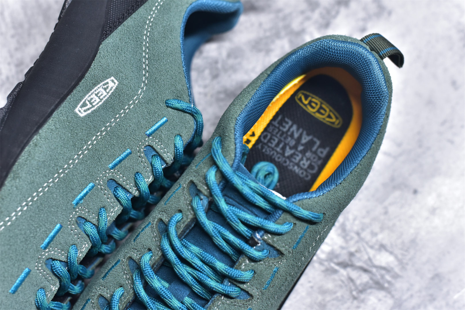 图片[9]-#Keen Jasper Rocks SP 美国人气户外品牌-科恩贾斯珀都市系列复古低帮系带户外风露营徒步登山运动训练鞋 原楦型开发纸版 采用固色翻毛皮鞋面材质 内嵌高密度EVA发泡缓震脚垫 外置一体式包裹防滑防剐蹭耐磨橡胶大底 向经典的90年代致敬 山系神级鞋履 尺码：35 36 37 38 39 40 41 42 43 44 45-选品中心