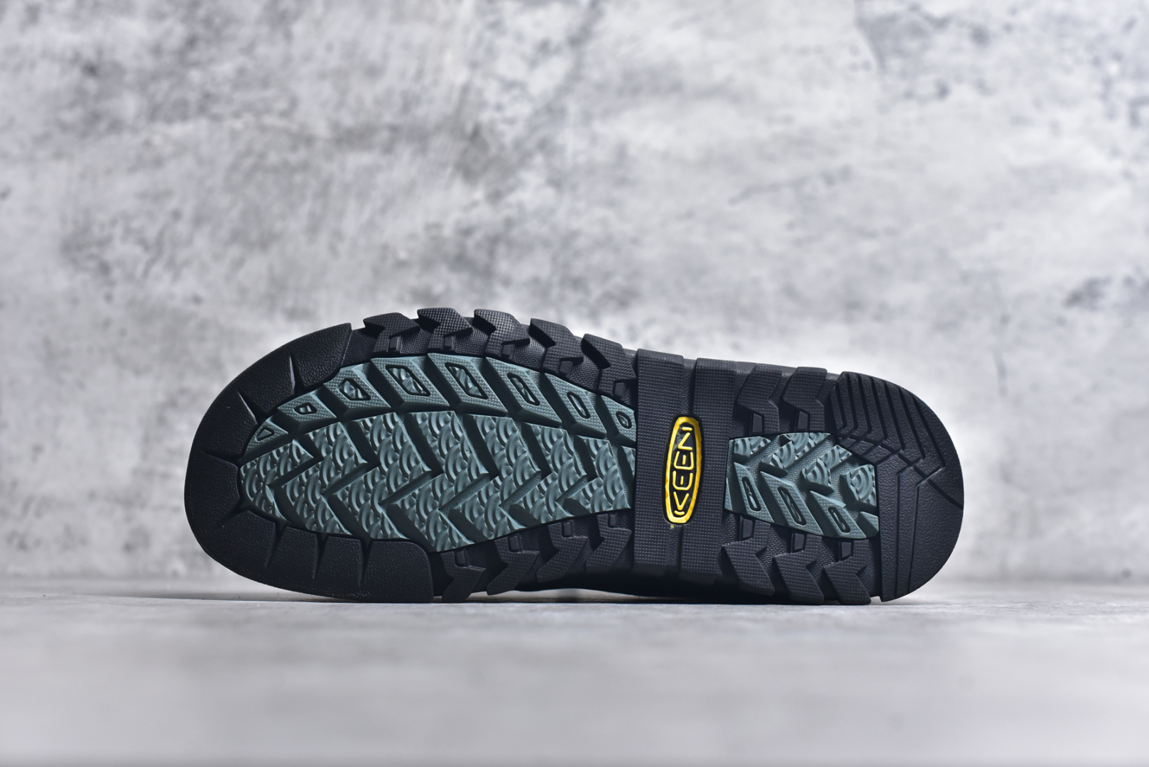 图片[6]-#Keen Jasper Rocks SP 美国人气户外品牌-科恩贾斯珀都市系列复古低帮系带户外风露营徒步登山运动训练鞋 原楦型开发纸版 采用固色翻毛皮鞋面材质 内嵌高密度EVA发泡缓震脚垫 外置一体式包裹防滑防剐蹭耐磨橡胶大底 向经典的90年代致敬 山系神级鞋履 尺码：35 36 37 38 39 40 41 42 43 44 45-选品中心