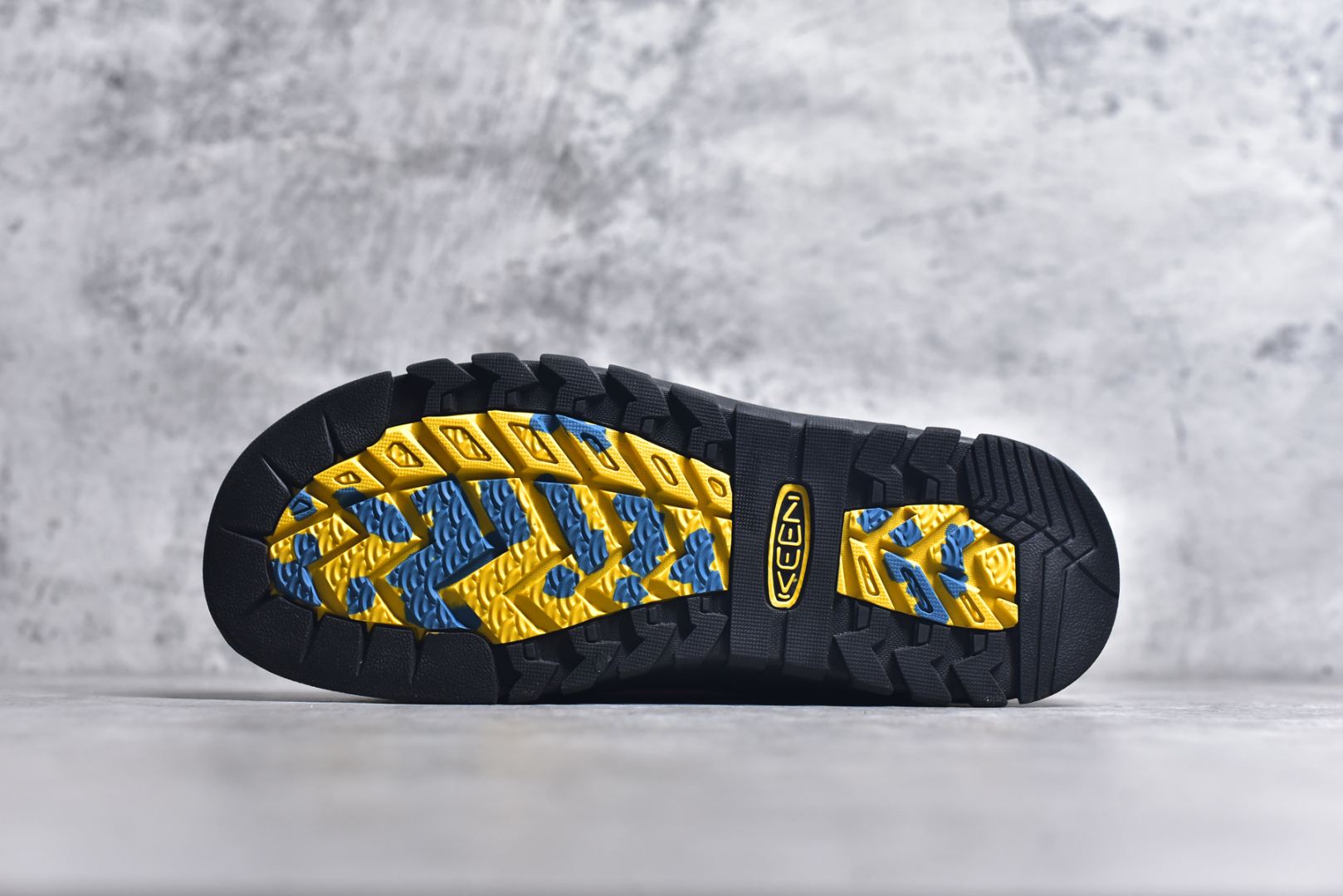 图片[6]-#Keen Jasper Rocks SP 美国人气户外品牌-科恩贾斯珀都市系列复古低帮系带户外风露营徒步登山运动训练鞋 原楦型开发纸版 采用固色翻毛皮鞋面材质 内嵌高密度EVA发泡缓震脚垫 外置一体式包裹防滑防剐蹭耐磨橡胶大底 向经典的90年代致敬 山系神级鞋履 尺码：35 36 37 38 39 40 41 42 43 44 45-选品中心