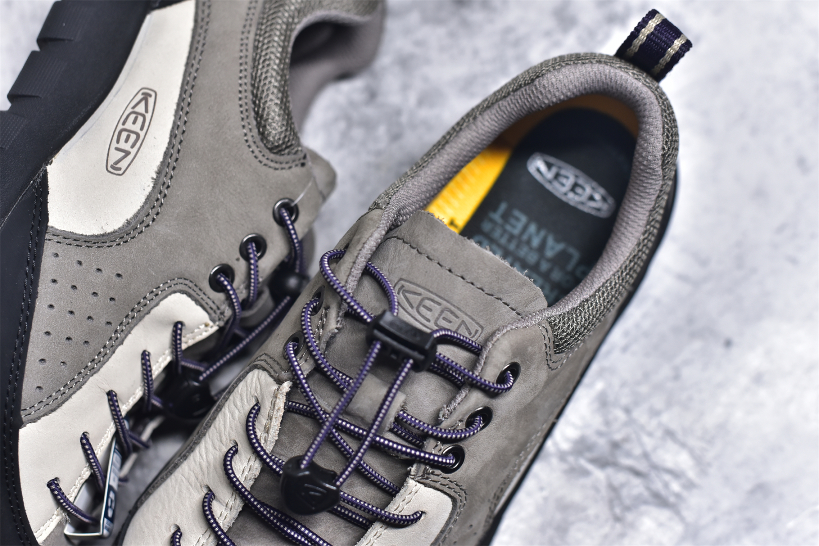 图片[9]-#Keen Jasper Rocks SP 美国人气户外品牌-科恩贾斯珀都市系列复古低帮系带户外风露营徒步登山运动训练鞋 原楦型开发纸版 采用固色翻毛皮鞋面材质 内嵌高密度EVA发泡缓震脚垫 外置一体式包裹防滑防剐蹭耐磨橡胶大底 向经典的90年代致敬 山系神级鞋履 尺码：35 36 37 38 39 40 41 42 43 44 45-选品中心