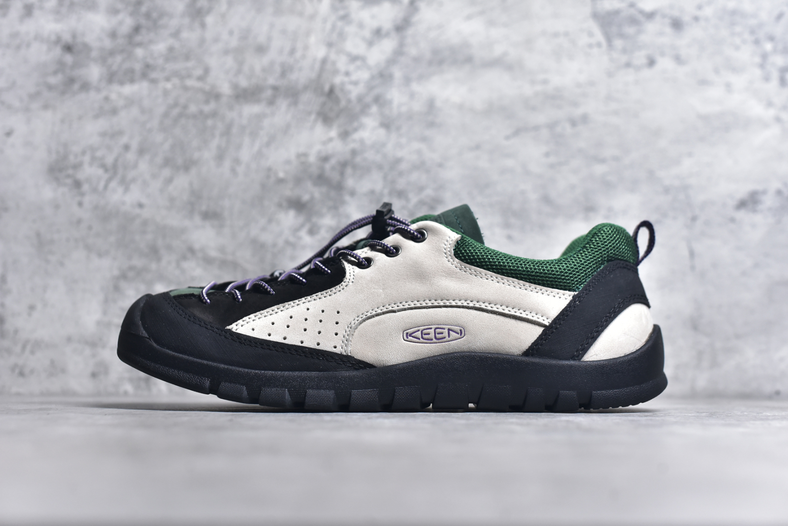 #Keen Jasper Rocks SP 美国人气户外品牌-科恩贾斯珀都市系列复古低帮系带户外风露营徒步登山运动训练鞋 原楦型开发纸版 采用固色翻毛皮鞋面材质 内嵌高密度EVA发泡缓震脚垫 外置一体式包裹防滑防剐蹭耐磨橡胶大底 向经典的90年代致敬 山系神级鞋履 尺码：35 36 37 38 39 40 41 42 43 44 45-选品中心