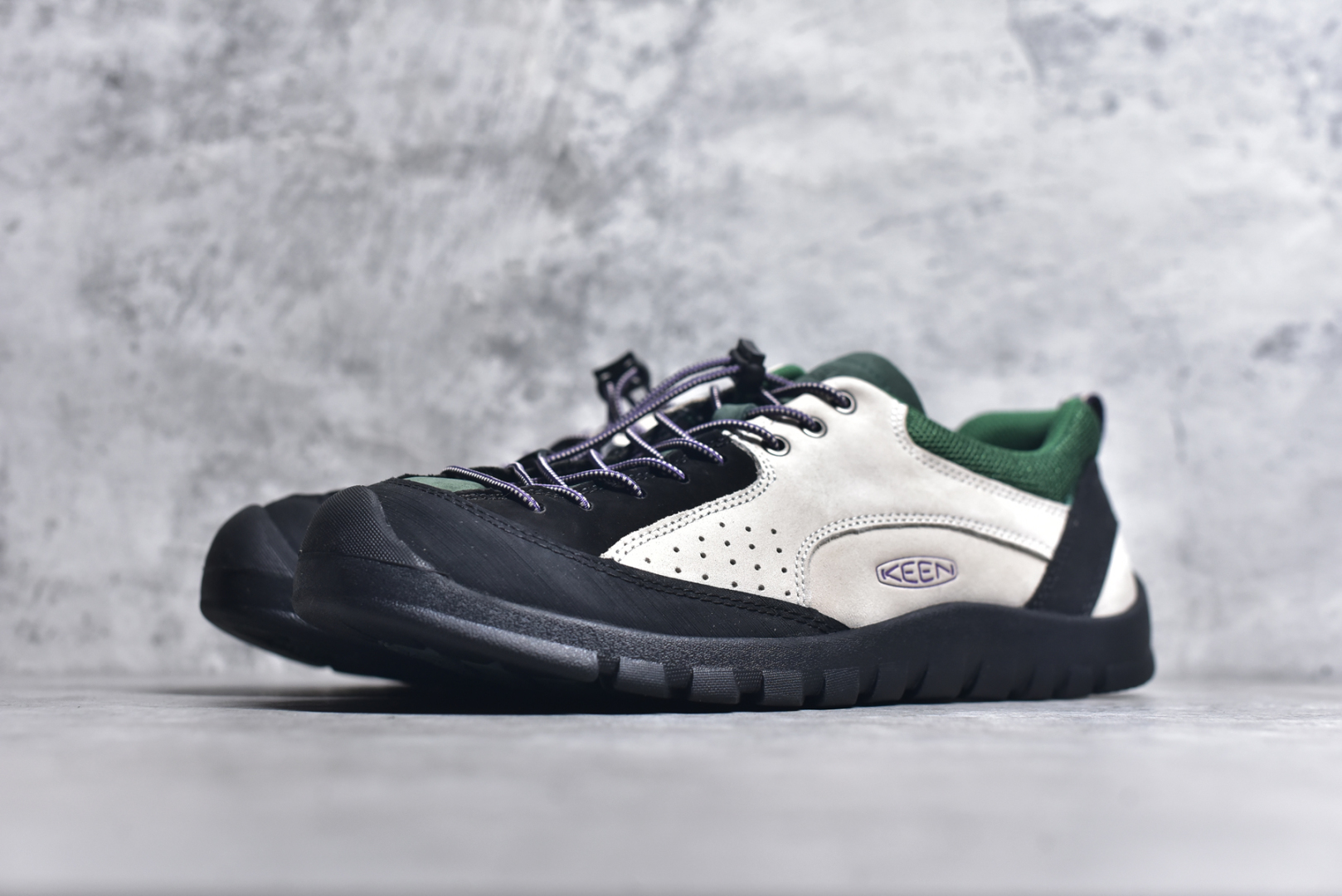 图片[2]-#Keen Jasper Rocks SP 美国人气户外品牌-科恩贾斯珀都市系列复古低帮系带户外风露营徒步登山运动训练鞋 原楦型开发纸版 采用固色翻毛皮鞋面材质 内嵌高密度EVA发泡缓震脚垫 外置一体式包裹防滑防剐蹭耐磨橡胶大底 向经典的90年代致敬 山系神级鞋履 尺码：35 36 37 38 39 40 41 42 43 44 45-选品中心