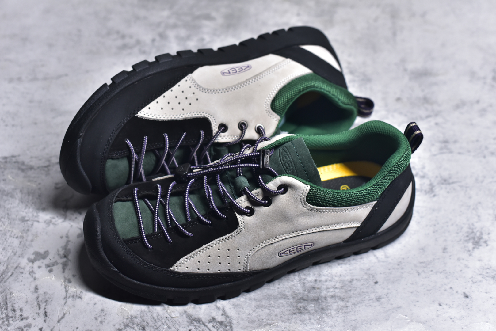 图片[7]-#Keen Jasper Rocks SP 美国人气户外品牌-科恩贾斯珀都市系列复古低帮系带户外风露营徒步登山运动训练鞋 原楦型开发纸版 采用固色翻毛皮鞋面材质 内嵌高密度EVA发泡缓震脚垫 外置一体式包裹防滑防剐蹭耐磨橡胶大底 向经典的90年代致敬 山系神级鞋履 尺码：35 36 37 38 39 40 41 42 43 44 45-选品中心
