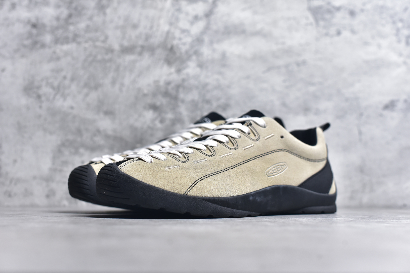 图片[2]-#Keen Jasper Rocks SP 美国人气户外品牌-科恩贾斯珀都市系列复古低帮系带户外风露营徒步登山运动训练鞋 原楦型开发纸版 采用固色翻毛皮鞋面材质 内嵌高密度EVA发泡缓震脚垫 外置一体式包裹防滑防剐蹭耐磨橡胶大底 向经典的90年代致敬 山系神级鞋履 尺码：35 36 37 38 39 40 41 42 43 44 45-选品中心