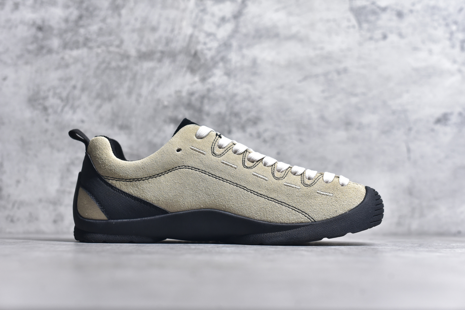 图片[3]-#Keen Jasper Rocks SP 美国人气户外品牌-科恩贾斯珀都市系列复古低帮系带户外风露营徒步登山运动训练鞋 原楦型开发纸版 采用固色翻毛皮鞋面材质 内嵌高密度EVA发泡缓震脚垫 外置一体式包裹防滑防剐蹭耐磨橡胶大底 向经典的90年代致敬 山系神级鞋履 尺码：35 36 37 38 39 40 41 42 43 44 45-选品中心
