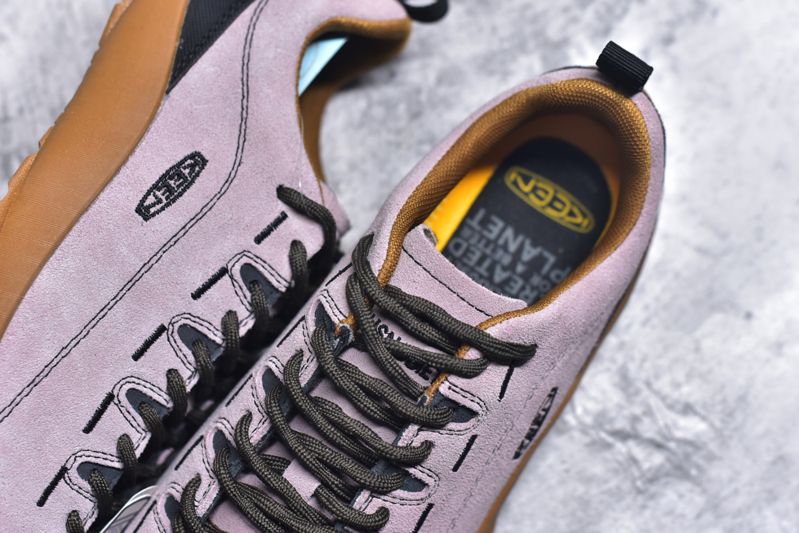 图片[9]-#Keen Jasper Rocks SP 美国人气户外品牌-科恩贾斯珀都市系列复古低帮系带户外风露营徒步登山运动训练鞋 原楦型开发纸版 采用固色翻毛皮鞋面材质 内嵌高密度EVA发泡缓震脚垫 外置一体式包裹防滑防剐蹭耐磨橡胶大底 向经典的90年代致敬 山系神级鞋履 尺码：35 36 37 38 39 40 41 42 43 44 45-选品中心