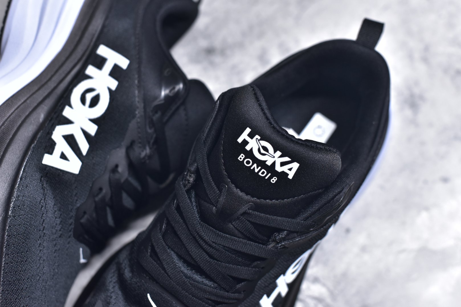 图片[9]-#小红书推荐HOKA M MACH X全新配色 这个品牌来自于新西兰的毛利语，HOKA表示大地，ONE ONE表示飞越，连起来就是飞越地平线，ONE ONE不是读作“万万”，正确读法是“欧尼欧尼”。 HOKA在超厚中底方面的积累，让它跑在了其他厂商的前面，推出的跑鞋以缓震和轻量的优势，得到,众多跑者的青睐 货号：1147833 尺码：36-45-选品中心