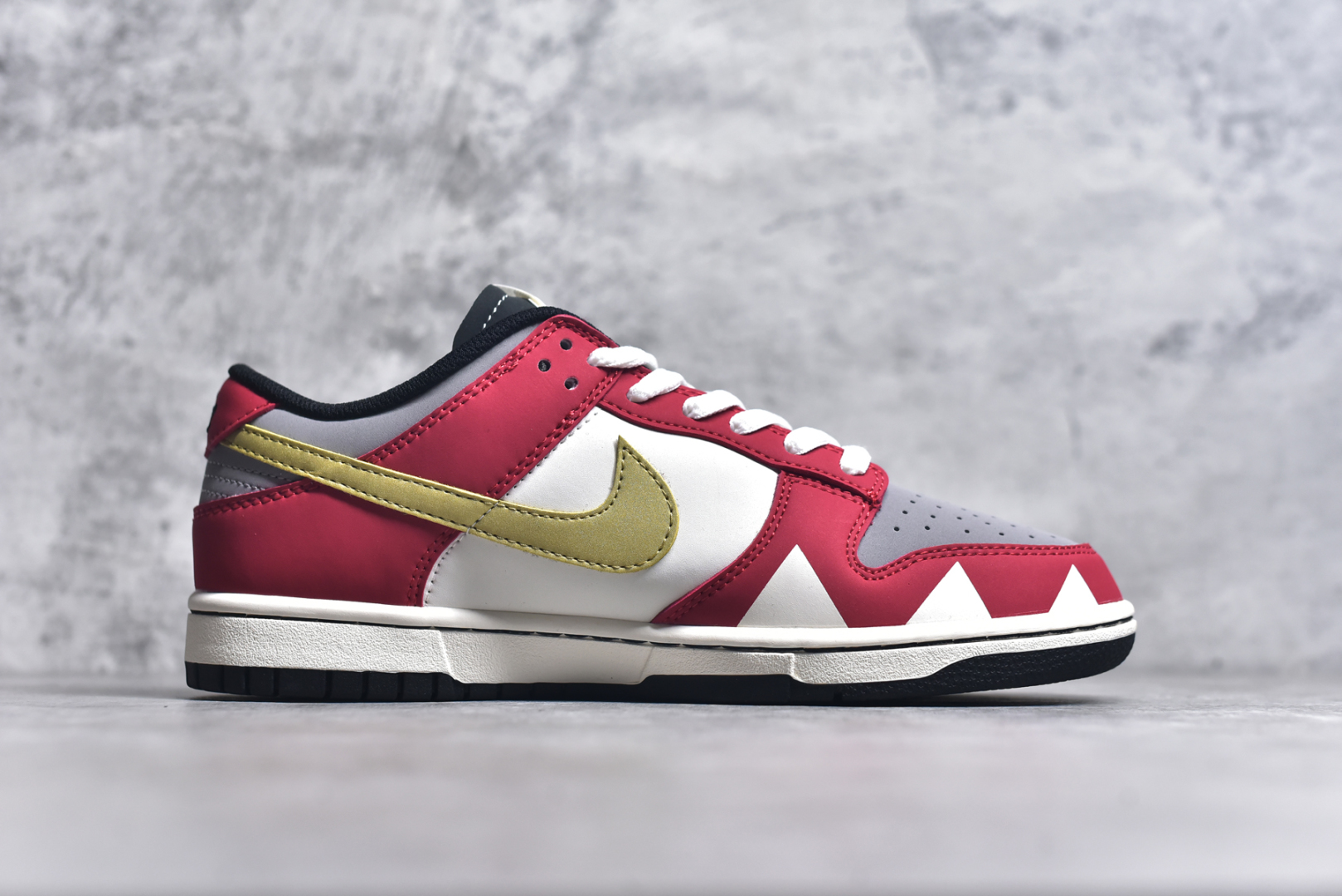 图片[3]-#Nk SB Dunk Low 恐龙战队系列 霸王龙配色 低帮休闲运动滑板板鞋 ZZ1998-001 #大厂纯原品质出货 纯正版型 定制鞋盒 皮料切割干净无任何毛边 细节完美 超高清洁度 尺码：36 36.5 37.5 38 38.5 39 40 40.5 41 42 42.5 43 44 44.5 45-选品中心