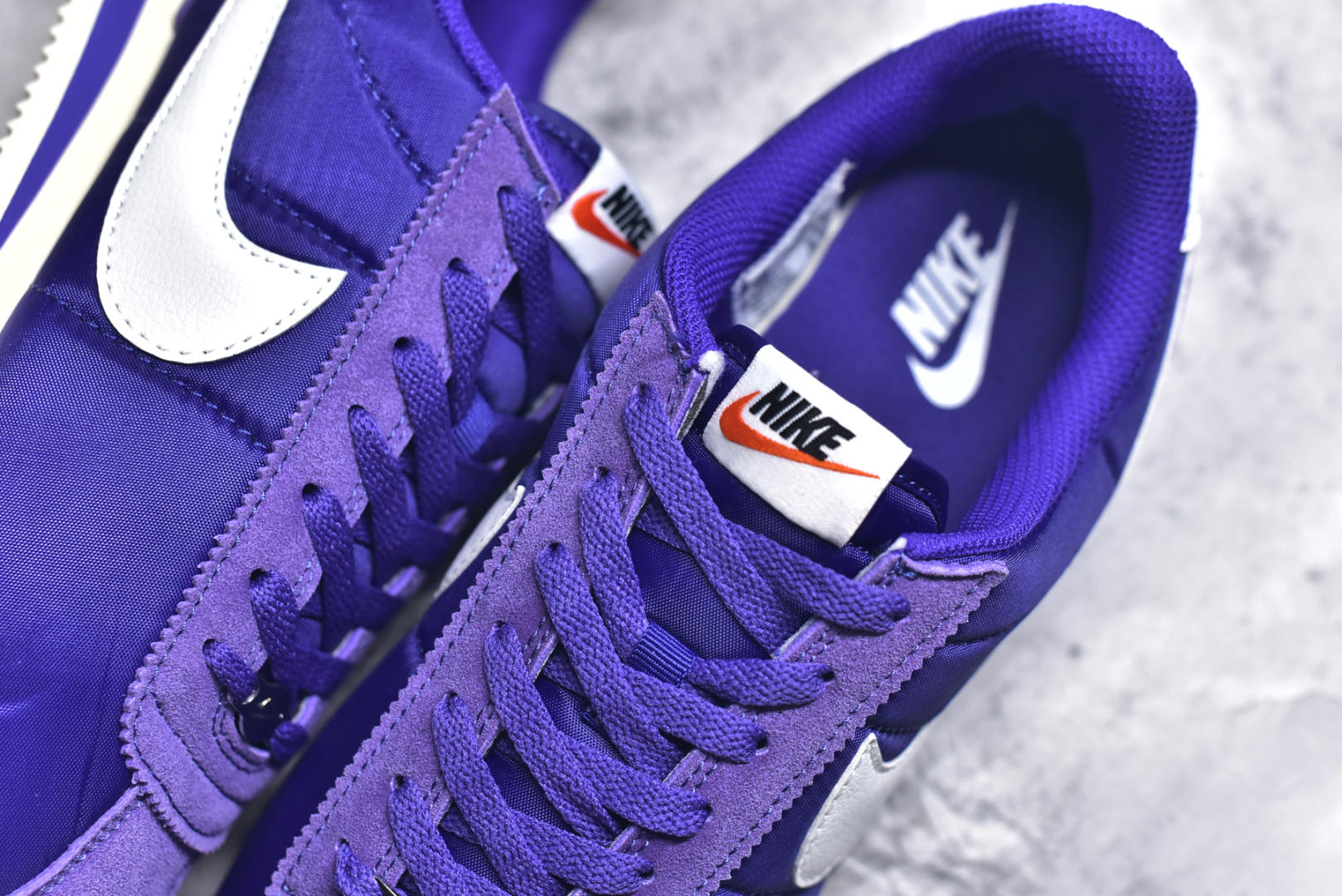 图片[9]-#NK Classic Cortez Leather 阿甘复古初代皮革慢跑鞋 实体平台指令订单 全套原纸板楦头开发 原厂数据大底磨具 一比一鞋头弧度高度鞋身弧度 细节品控鞋型随意对比 正确烫金高频细节 公司级标准检验QC 区分市面一切版本 完美复刻阿甘复古鞋型 尺码：35.5 36 36.5 37.5 38 38.5 39 40 40.5 41 42 42.5 43 44 45-选品中心
