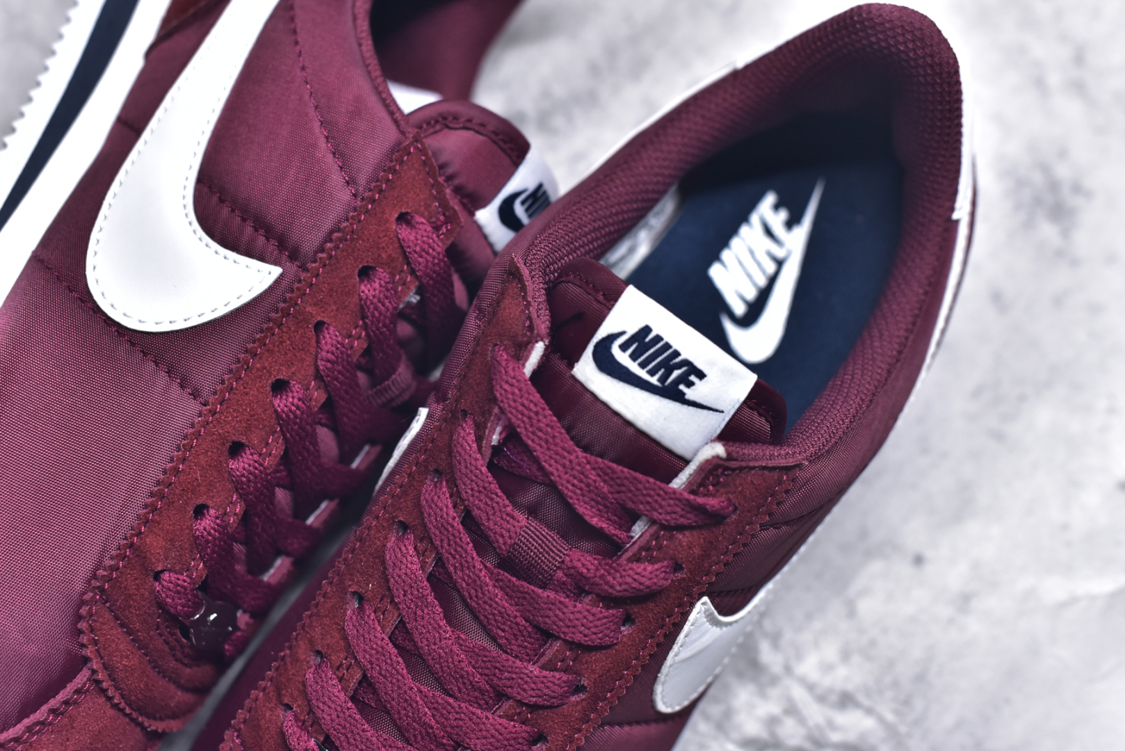 图片[9]-#NK Classic Cortez Leather 阿甘复古初代皮革慢跑鞋 实体平台指令订单 全套原纸板楦头开发 原厂数据大底磨具 一比一鞋头弧度高度鞋身弧度 细节品控鞋型随意对比 正确烫金高频细节 公司级标准检验QC 区分市面一切版本 完美复刻阿甘复古鞋型 尺码：35.5 36 36.5 37.5 38 38.5 39 40 40.5 41 42 42.5 43 44 45-选品中心