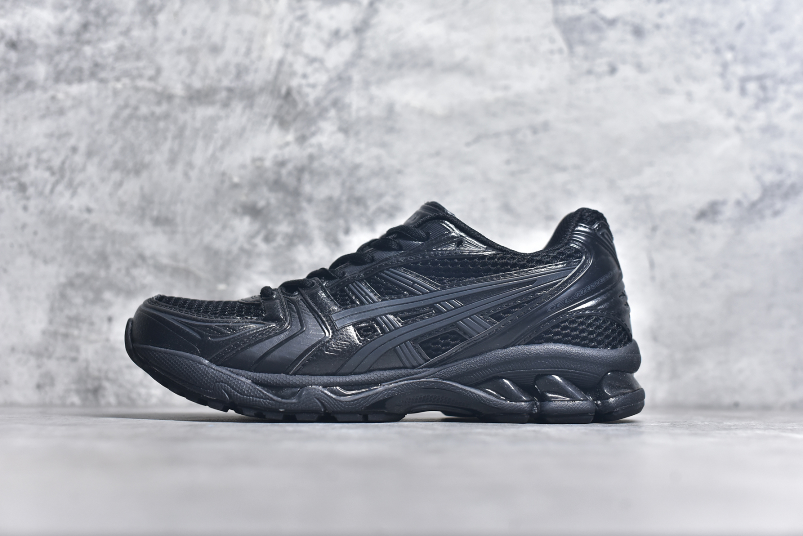 #纯原 Asics Gel-Kayano K14 亚瑟士系列复古舒适织物合成革减震防滑耐磨低帮休闲跑步鞋 内卷时代 纯原品质 真标价格 市场顶级版本 原装纸板楦头开发 独家私模五层组合大底 原厂定制缓震硅胶加持 原盒原配 官方四联吊牌 一比一同步原鞋工艺和用料 鞋面原厂“三明治”多层网布 区别其他同价版本 鞋垫采用原厂OrthoLite欧索莱材质 非普通海玻璃鞋垫 后跟一样采用了GEL缓震胶 整体系列设计非常的科技感 锻炼跑步的同时让你一样时尚百搭 尺码：36 37 37.5 38 39 39.5 40 40.5 41.5 42 42.5 43.5 44 44.5 45-选品中心