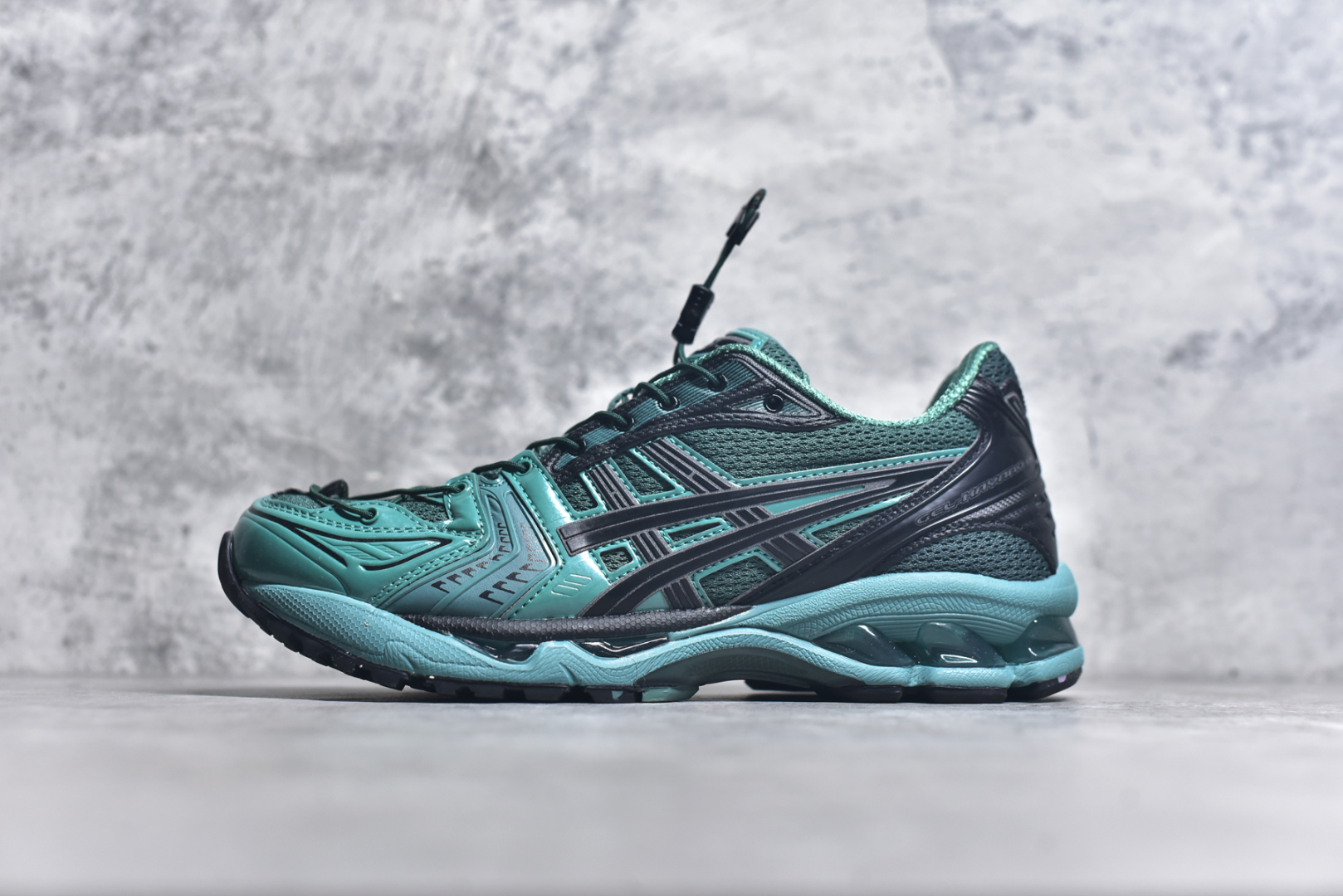#纯原 Asics Gel-Kayano K14 亚瑟士系列复古舒适织物合成革减震防滑耐磨低帮休闲跑步鞋 内卷时代 纯原品质 真标价格 市场顶级版本 原装纸板楦头开发 独家私模五层组合大底 原厂定制缓震硅胶加持 原盒原配 官方四联吊牌 一比一同步原鞋工艺和用料 鞋面原厂“三明治”多层网布 区别其他同价版本 鞋垫采用原厂OrthoLite欧索莱材质 非普通海玻璃鞋垫 后跟一样采用了GEL缓震胶 整体系列设计非常的科技感 锻炼跑步的同时让你一样时尚百搭 尺码：36 37 37.5 38 39 39.5 40 40.5 41.5 42 42.5 43.5 44 44.5 45-选品中心