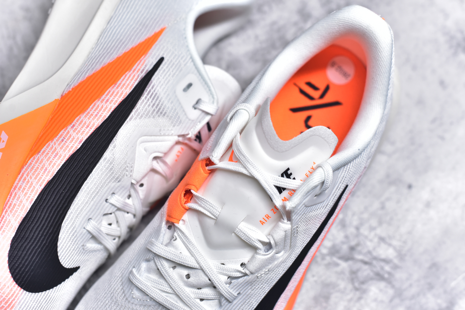 图片[9]-#NK AIR Zoom RIVALFLY FK4代系列轻量飞织低帮休闲运动慢跑鞋 整体设计采用流线型的轻质工程网眼材质构成鞋面 并与其他 Running 旗舰鞋款同样搭载全脚掌 ZoomX 缓冲中底 搭配 Pebax 物料与橡胶外底 ZoomX StreakFly 首发配色以Prototype呈现 其灵感是来自开发期间的磨损测试 透过编号的标记与内侧的预期跑步距离突出研发过程 货号：FV6040-101 尺码：39 40 40.5 41 42 42.5 43 44 44.5 45-选品中心