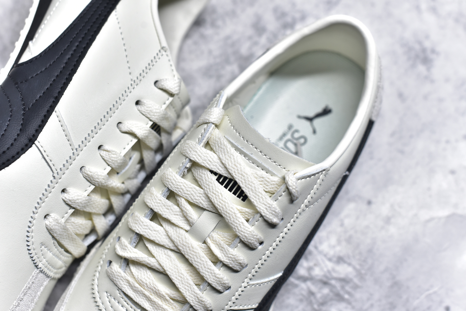 图片[9]-#【纯原M版】Puma Bella UT Leather 彪马薄底系列 复古运动休闲跑鞋 升级版本 细节材料全方位 鞋面设计轻量透气 提供了舒适性和穿着感受 柔软内里材质 穿着更加舒适 橡胶鞋底提供持久的牵引力 货号： 402186 06 尺码： 36 36.5 37.5 38 38.5 39 40 40.5 41 42 42.5 43 44 45-选品中心
