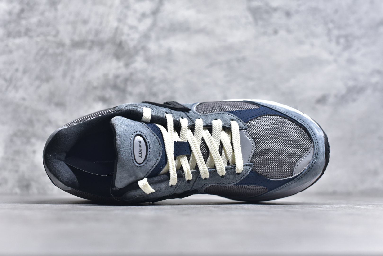 图片[4]-#M纯原 JJJJound x New Balance M2002RU2 灰蓝黑 NB新百伦潮流复古织物皮革减震防滑耐磨轻便低帮跑步鞋 原档数据独立私模大底 唯一正确六层组合大底 RB前软后硬 百分百还原原鞋脚感 基于市场现有版本全新升级调整 NB市场最强产物 全网最全配色加持 全套原楦原纸板原厂数据开发 全鞋电脑针车加持 原厂网布 原装进口头层翻毛皮料正确绒感卡色 正确中底拉帮中底网布细节 一比一手工擦旧效果 冲裁组合 匠心打造 耗时两个月开发完成 工艺极其复杂难度可想而知 高端零售专供产物 尺码：35.5 36 37 37.5 38 38.5 39.5 40 40.5 41.5 42 42.5 43 44 44.5 45 45.5 46.5 47 47.5-选品中心