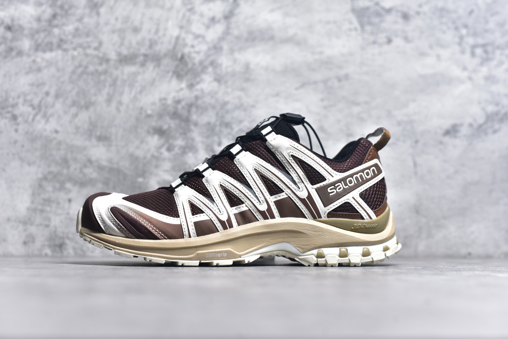 #纯原福利特价  Salomon系列. 萨洛蒙户外越野跑鞋 全套原纸板楦头开发 原厂特供网布配套加持 确保原汁原味 完美呈现版型 鞋面采用SENSIFIT贴合技术 全方位贴合包裹脚型 鞋跟部鞋底牵引设计 提供强大的抓地性能 更适应野外崎岖不平的道路 原档数据独家私模五层组合大底 男女鞋同步官方原装Ortholite轻量化鞋垫 中底布带钢印编号 原厂TPU锁扣 进口港宝加持 后跟自然饱满 还原公司包裹性 尺码：36 36.5 37.5 38 38.5 39 40 40.5 41 42 42.5 43 44 44.5 45-选品中心