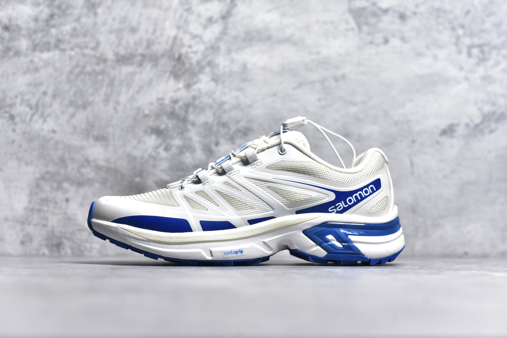#纯原福利特价  Salomon系列. 萨洛蒙户外越野跑鞋 全套原纸板楦头开发 原厂特供网布配套加持 确保原汁原味 完美呈现版型 鞋面采用SENSIFIT贴合技术 全方位贴合包裹脚型 鞋跟部鞋底牵引设计 提供强大的抓地性能 更适应野外崎岖不平的道路 原档数据独家私模五层组合大底 男女鞋同步官方原装Ortholite轻量化鞋垫 中底布带钢印编号 原厂TPU锁扣 进口港宝加持 后跟自然饱满 还原公司包裹性 尺码：36 36.5 37.5 38 38.5 39 40 40.5 41 42 42.5 43 44 44.5 45-选品中心